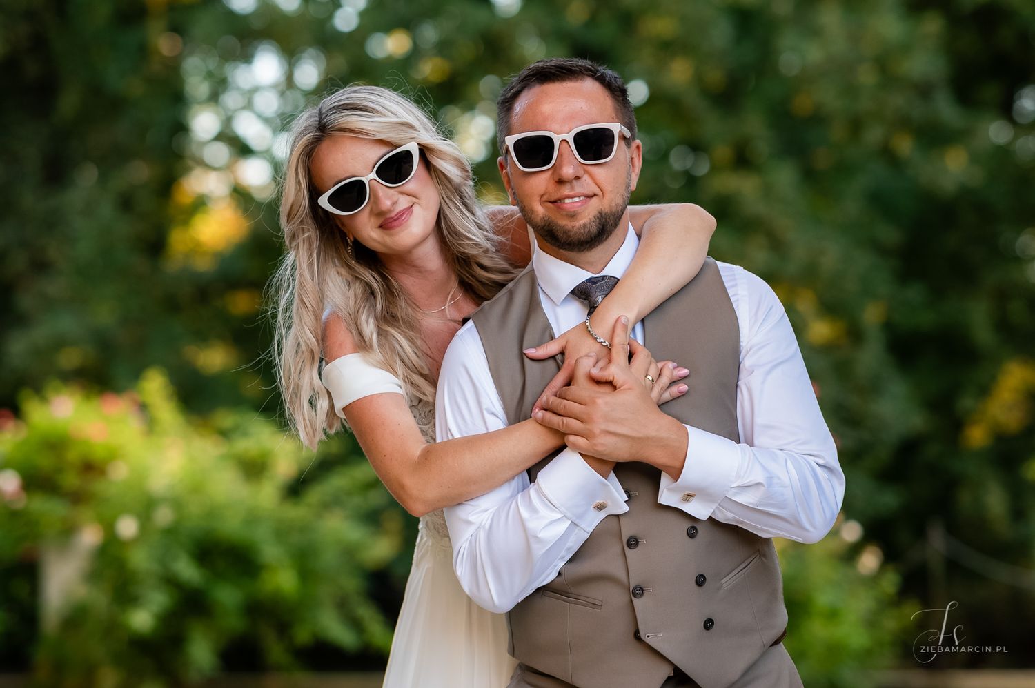 Naturalna sesja ślubna na luzie, fotograf ślubny Podkarpacie