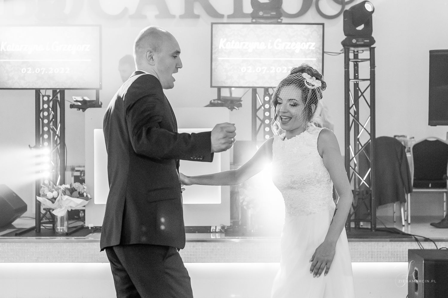 Pierwszy taniec pary młodej, fotograf ślubny Jarosław