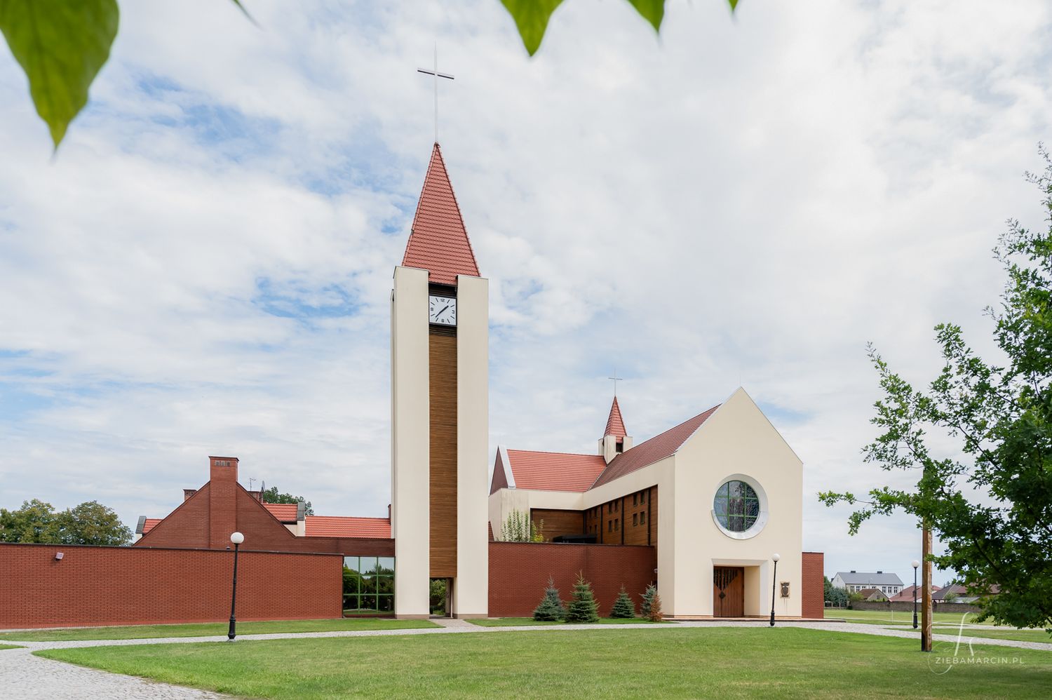 Sanktuarium Matki Bożej Szkaplerznej w Strzelcach Wielkich, reportaż ślubny Małopolskie