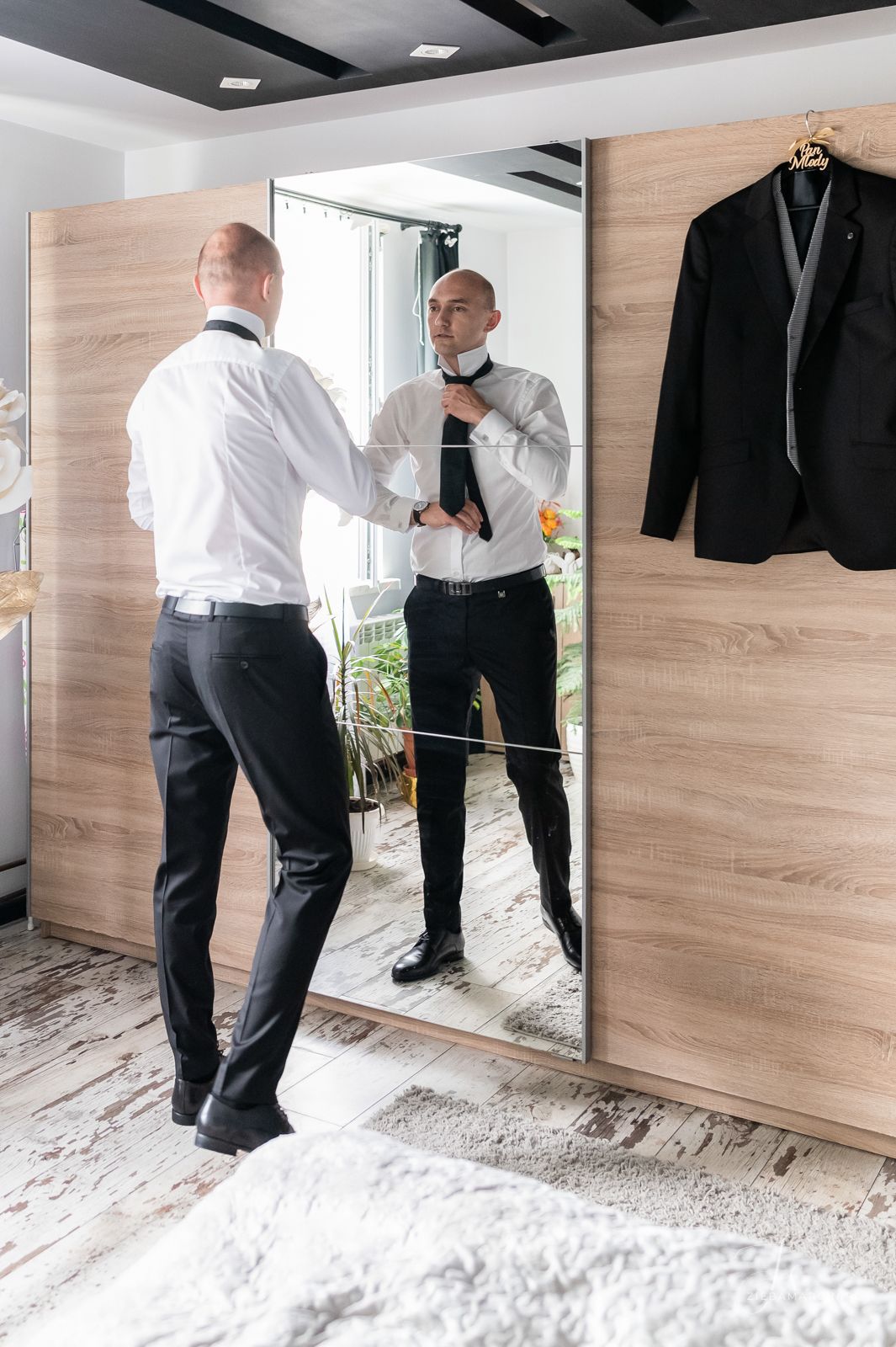 Przygotowania ślubne u pana młodego, fotograf ślubny Łańcut