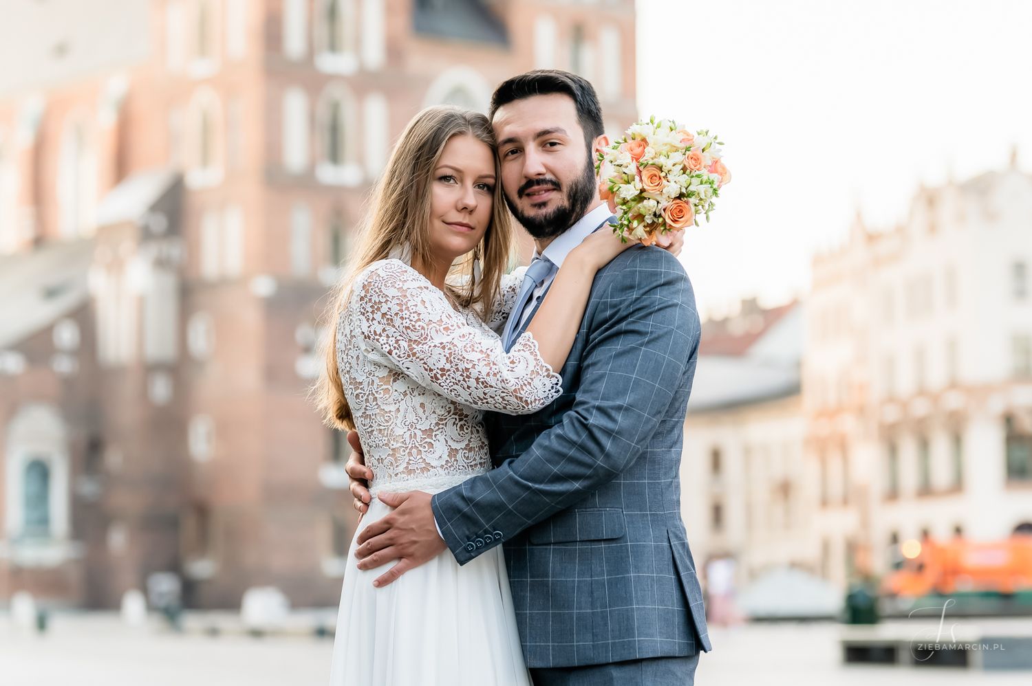 Poranna sesja ślubna na Starym Mieście w Krakowie, fotografia ślubna Kraków