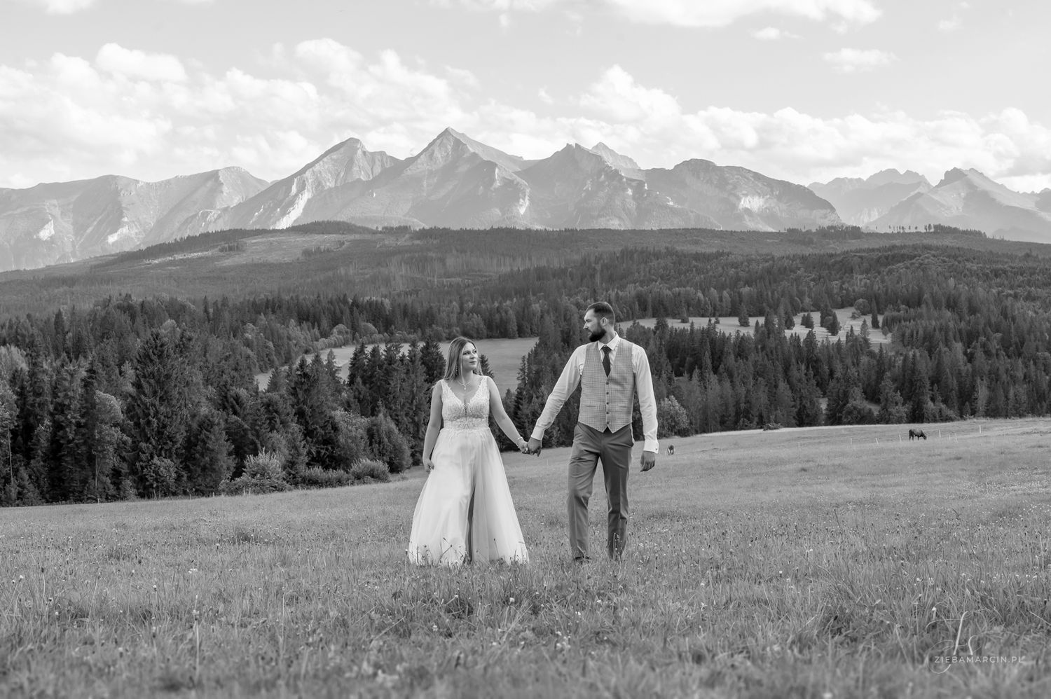 Sesja ślubna z widokiem na góry, fotograf ślubny Tatry
