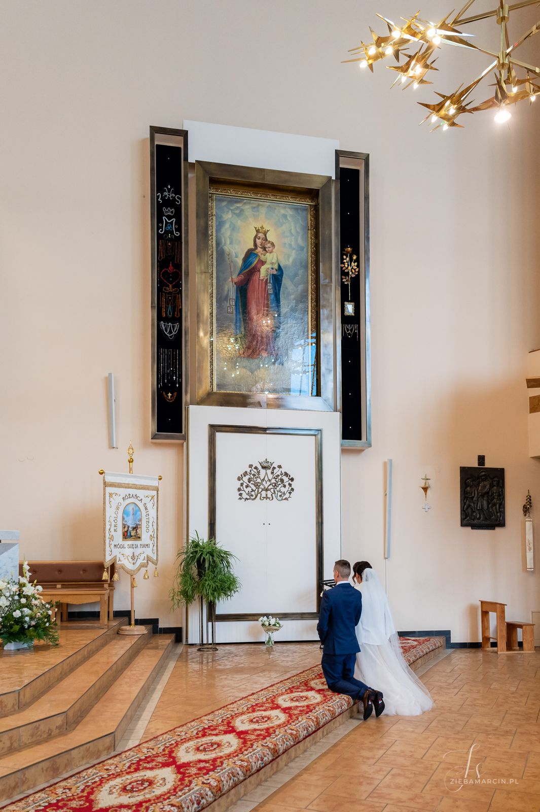 Po ceremonii ślubnej, naturalny reportaż ślubny Krosno