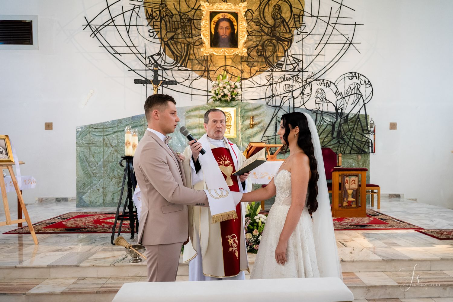 Jesteśmy małżeństwem, ceremonia ślubna Podgrodzie, fotograf na wesele w Dębicy