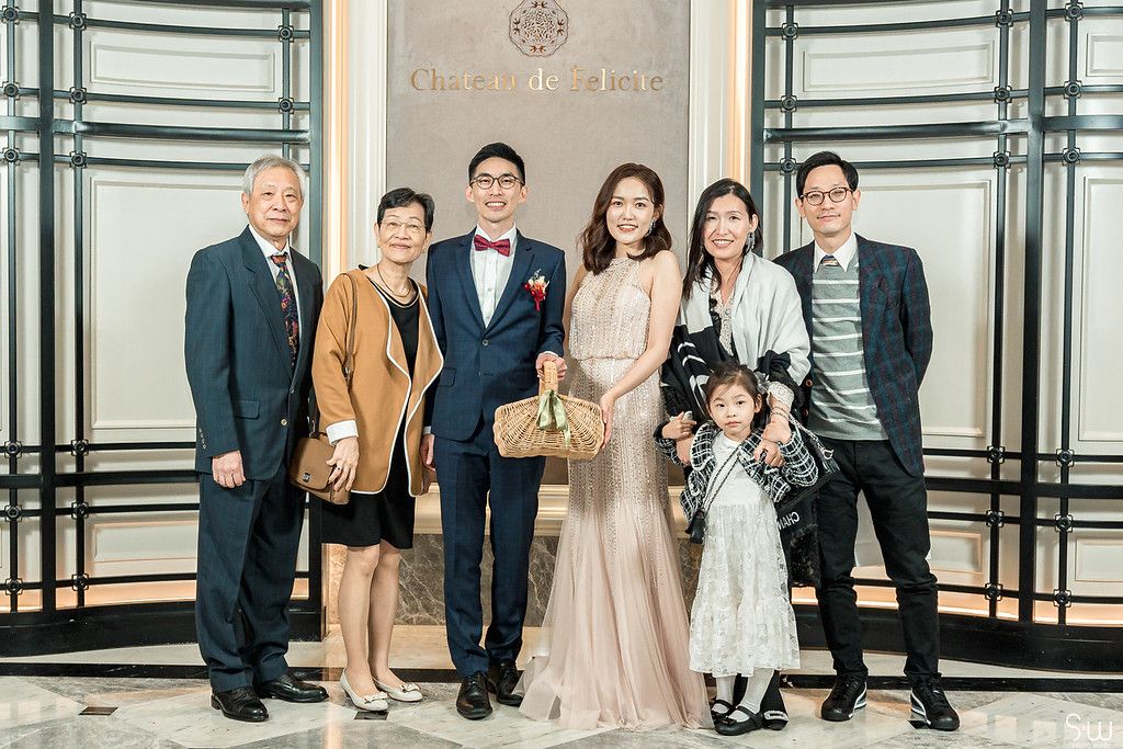 教堂證婚 教堂婚禮 戶外證婚 證婚 證婚儀式  婚禮攝影 婚紗攝影 婚禮攝影師 婚紗攝影師 婚禮攝影師推薦 婚紗攝影師推薦 台北攝影師 台灣攝影師 證婚 戶外證婚 文定 文定儀式 迎娶 訂結同天 結婚照 活動紀錄 人像寫真 專業形象照 韓式證件照 法式復古 法式復古婚紗 美式婚紗