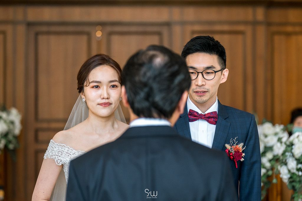 教堂證婚 教堂婚禮 戶外證婚 證婚 證婚儀式  婚禮攝影 婚紗攝影 婚禮攝影師 婚紗攝影師 婚禮攝影師推薦 婚紗攝影師推薦 台北攝影師 台灣攝影師 證婚 戶外證婚 文定 文定儀式 迎娶 訂結同天 結婚照 活動紀錄 人像寫真 專業形象照 韓式證件照 法式復古 法式復古婚紗 美式婚紗