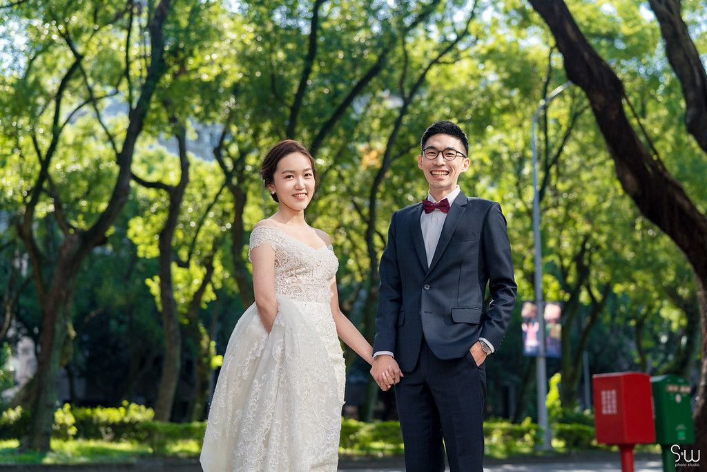教堂證婚 教堂婚禮 戶外證婚 證婚 證婚儀式  婚禮攝影 婚紗攝影 婚禮攝影師 婚紗攝影師 婚禮攝影師推薦 婚紗攝影師推薦 台北攝影師 台灣攝影師 證婚 戶外證婚 文定 文定儀式 迎娶 訂結同天 結婚照 活動紀錄 人像寫真 專業形象照 韓式證件照 法式復古 法式復古婚紗 美式婚紗