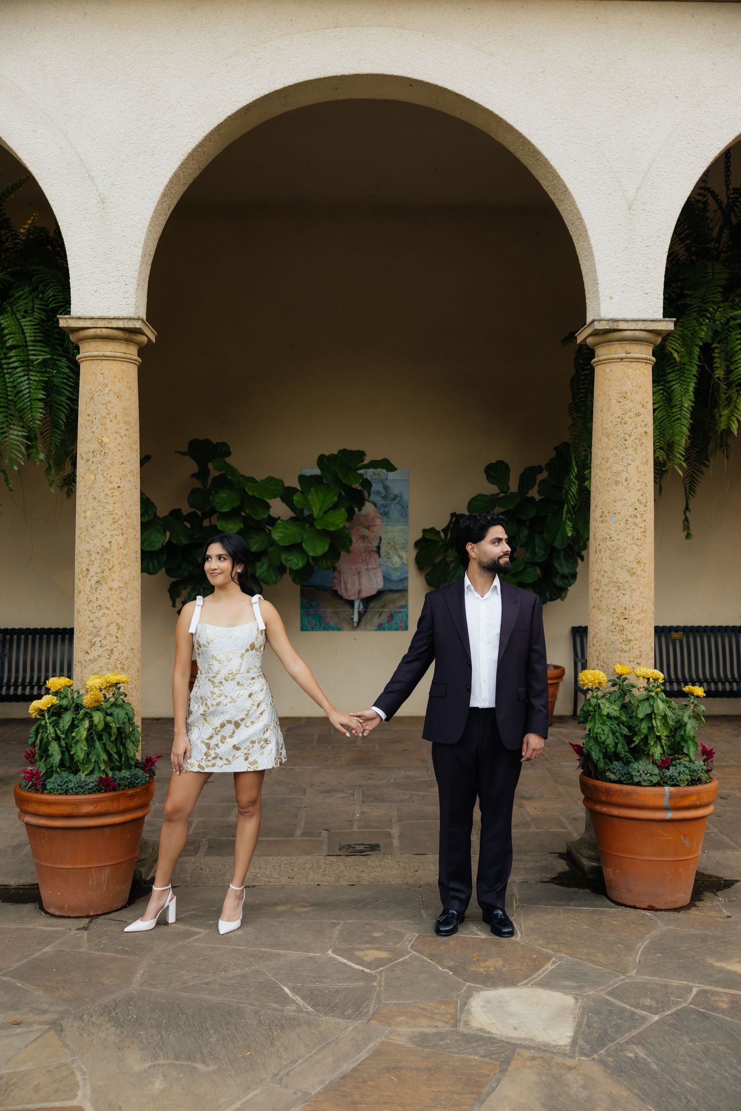 Hacienda inspired wedding. Engagement session in nature inspired by love and weddings. Philbrook museum of art in tulsa, oklahoma. Amor.