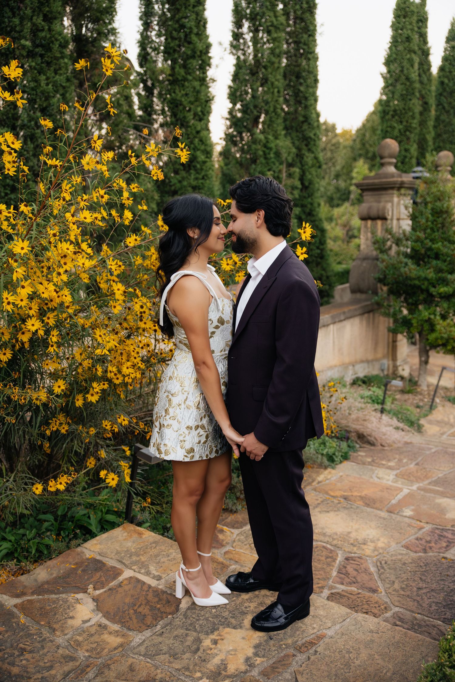 Greenery garden feels. Engagement session in nature inspired by love and weddings. Philbrook museum of art in tulsa, oklahoma. bride to be.