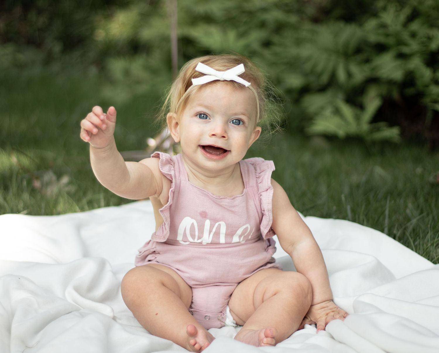 Meg Media Co., Monmouth County New Jersey cake smash photographer