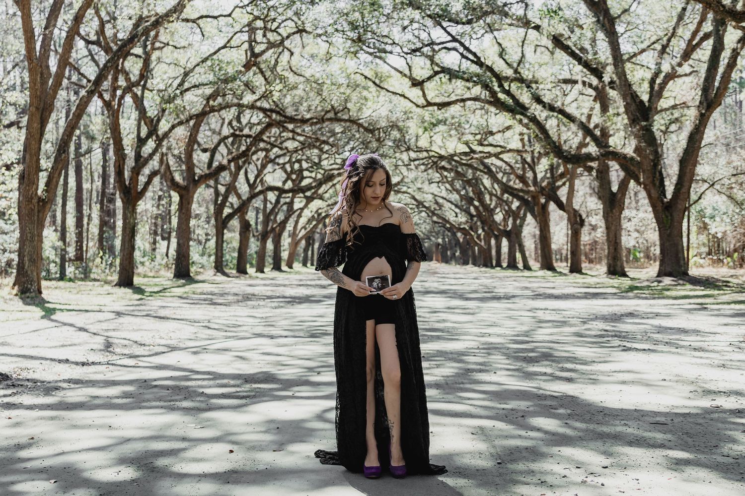 Maternity session at Wormsloe Plantation in Savannah, GA.