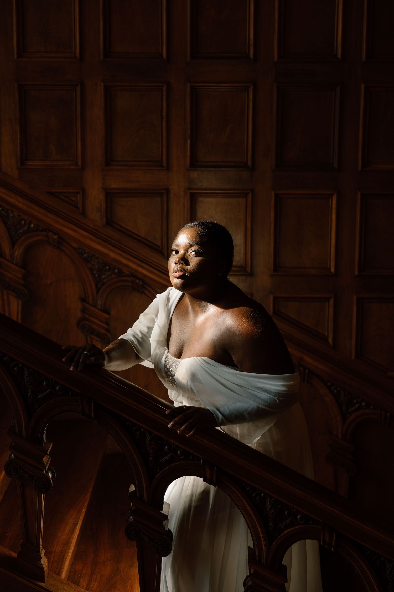 Editorial bridal photos at Laurel Hall in Indianapolis, Indiana.
