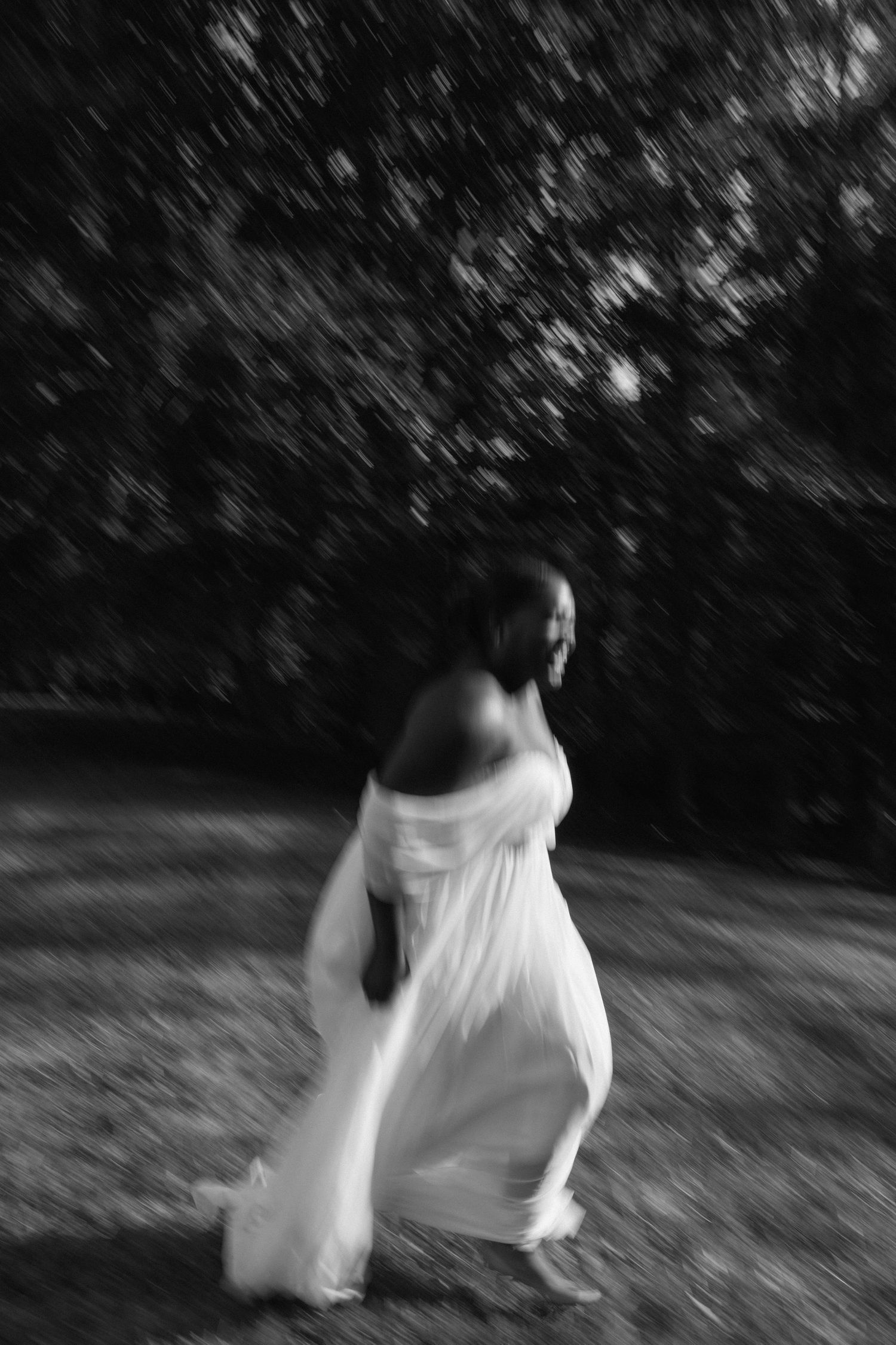 Editorial bridal photos at Laurel Hall in Indianapolis, Indiana.