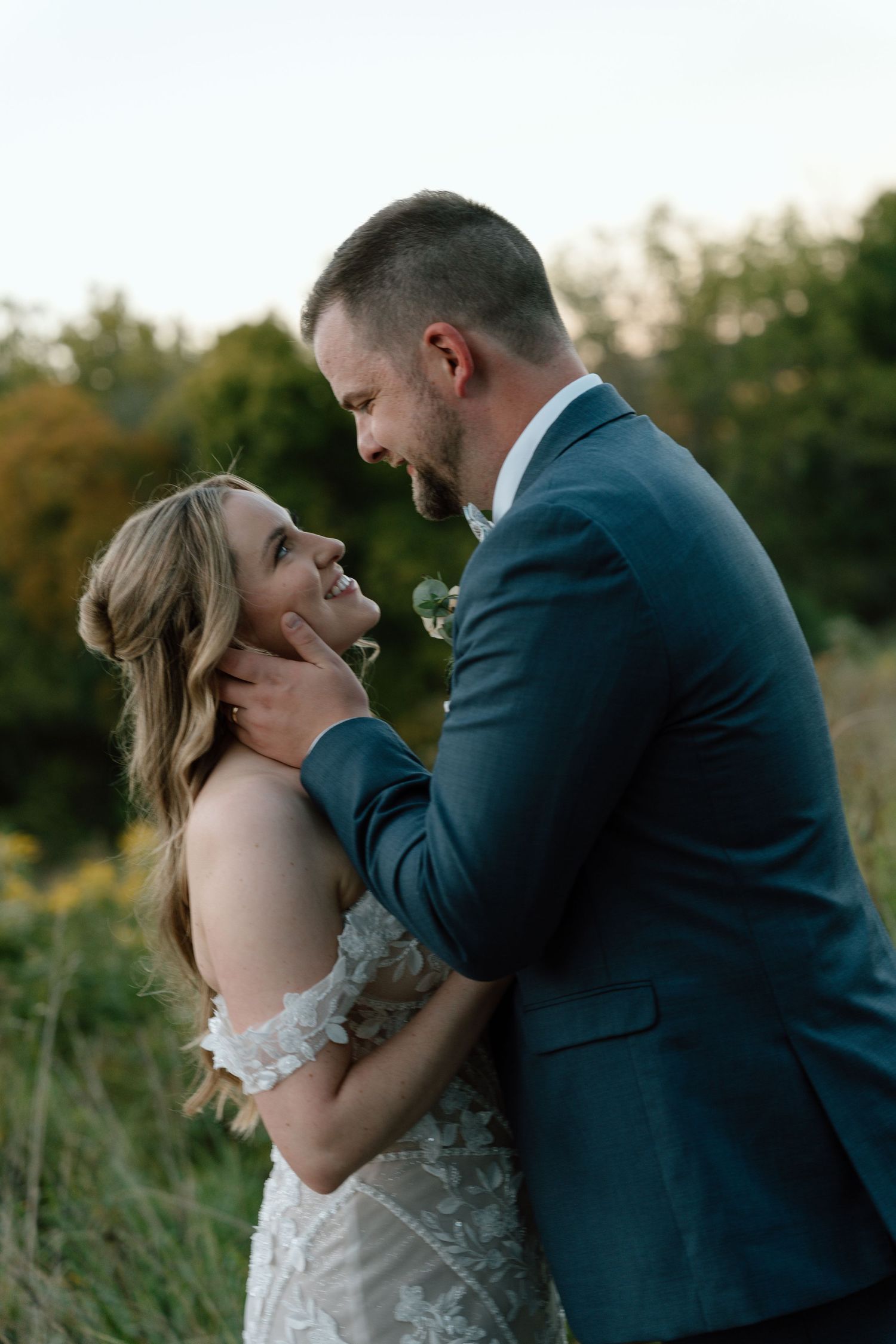 Timeless wedding photos at The Wilds wedding venue in Bloomington, Indiana.