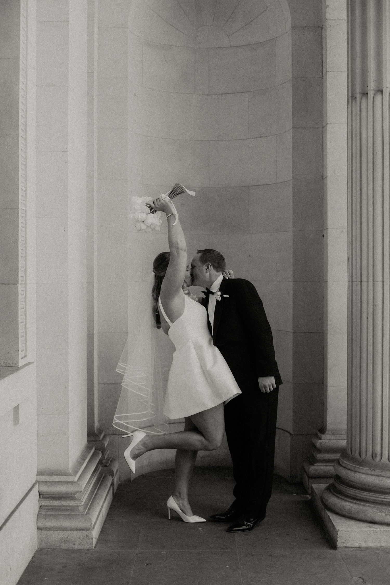 editorial wedding photographer london, relaxed wedding photography, natural wedding photographer london, london small wedding, small wedding