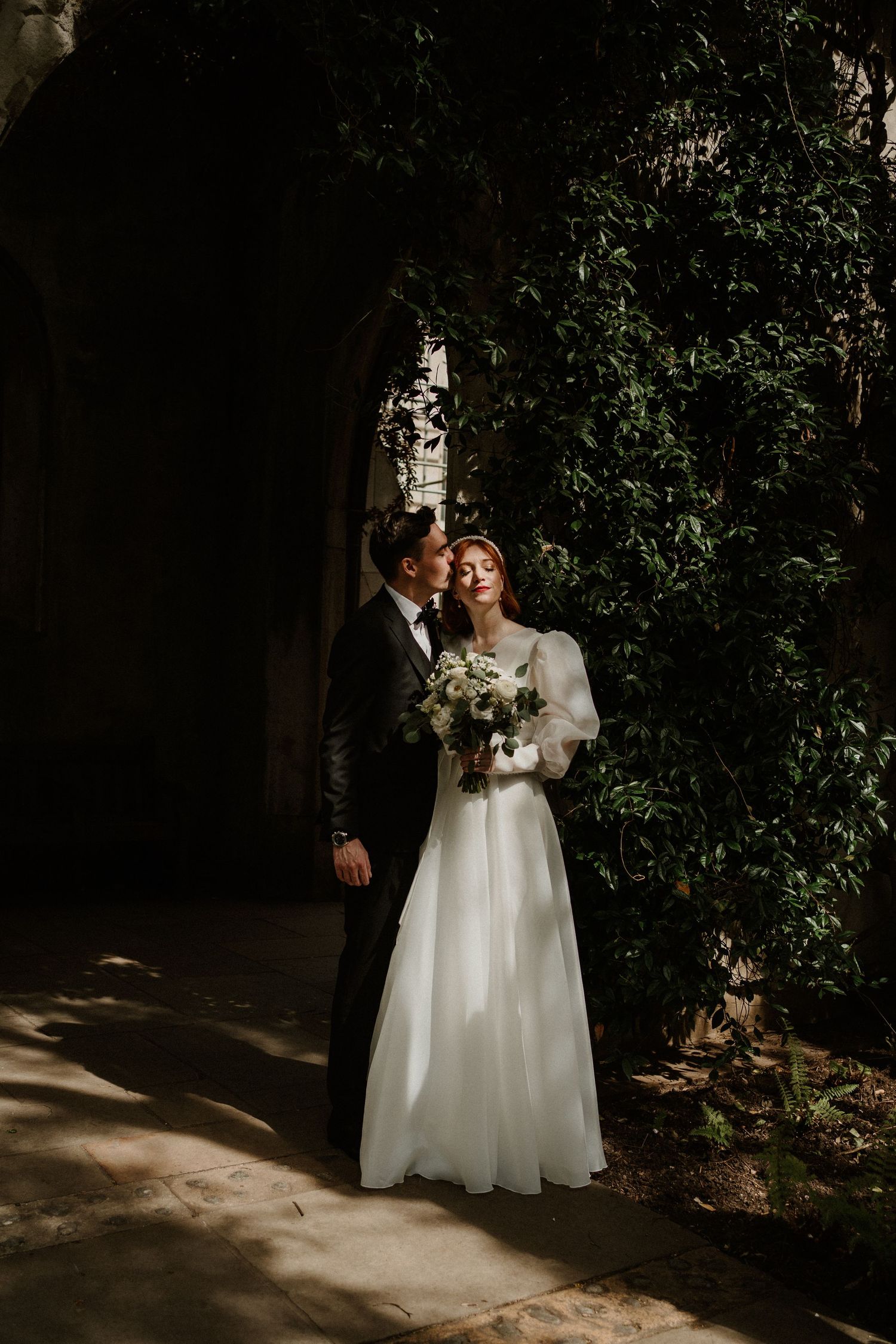 Editorial wedding photographer london, natural relaxed wedding photographer