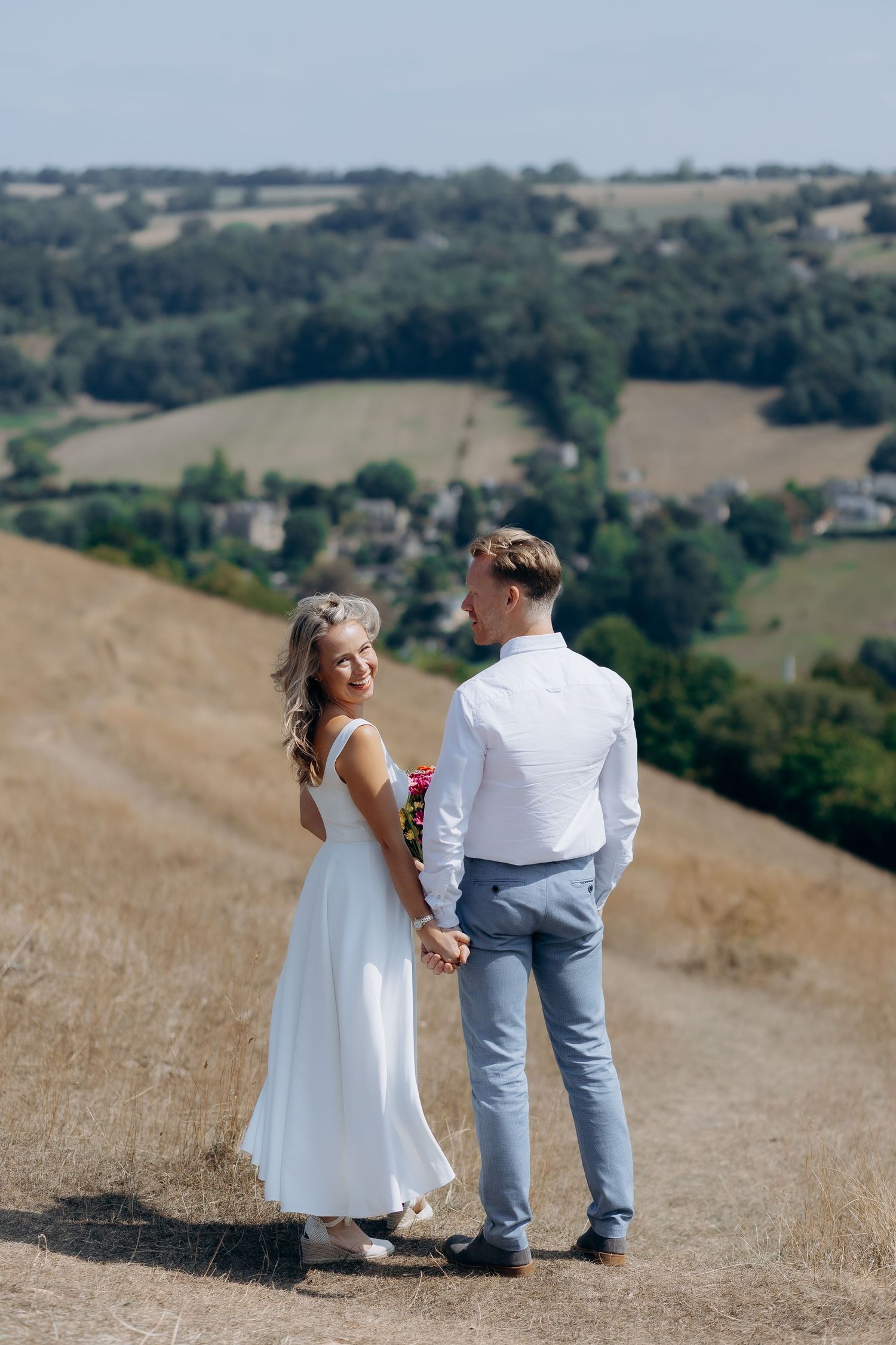 Cotswolds wedding elopement ceremony at Stroud Register Office.