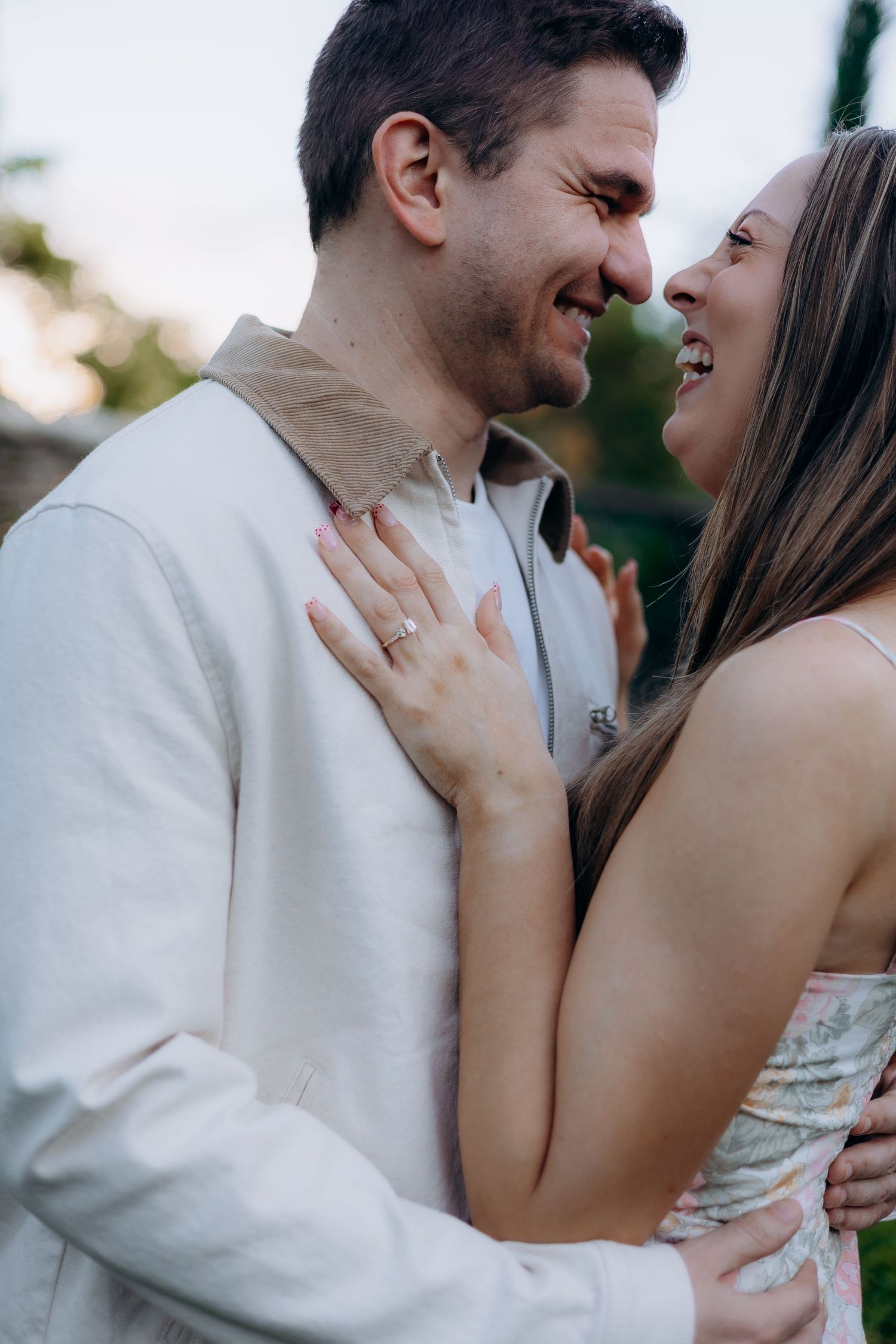 Intimate Cotswolds proposal captured by a cotswolds engagement photographer.