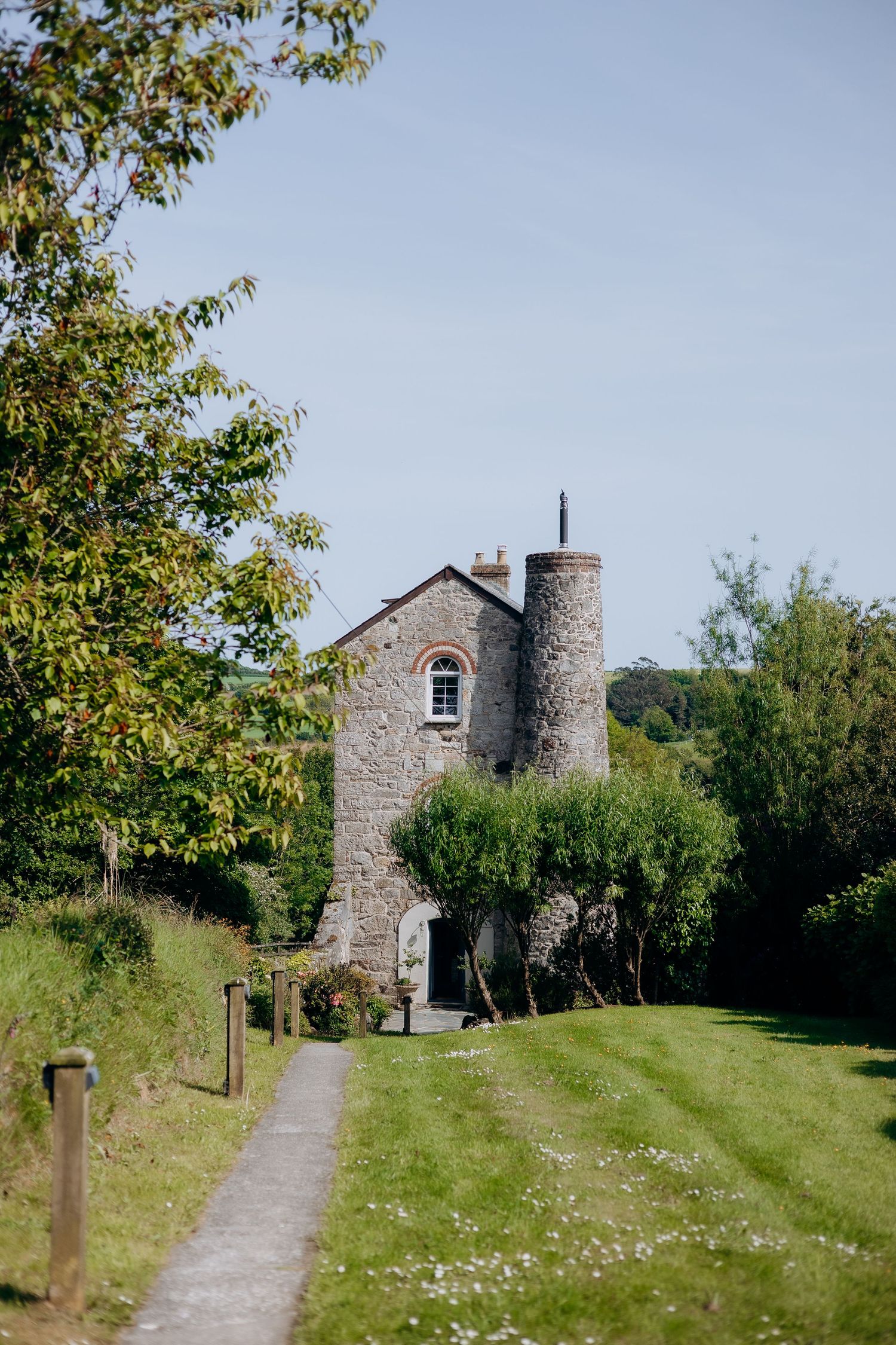 Intimate wedding at The Stack House in Cornwall with family and friends.