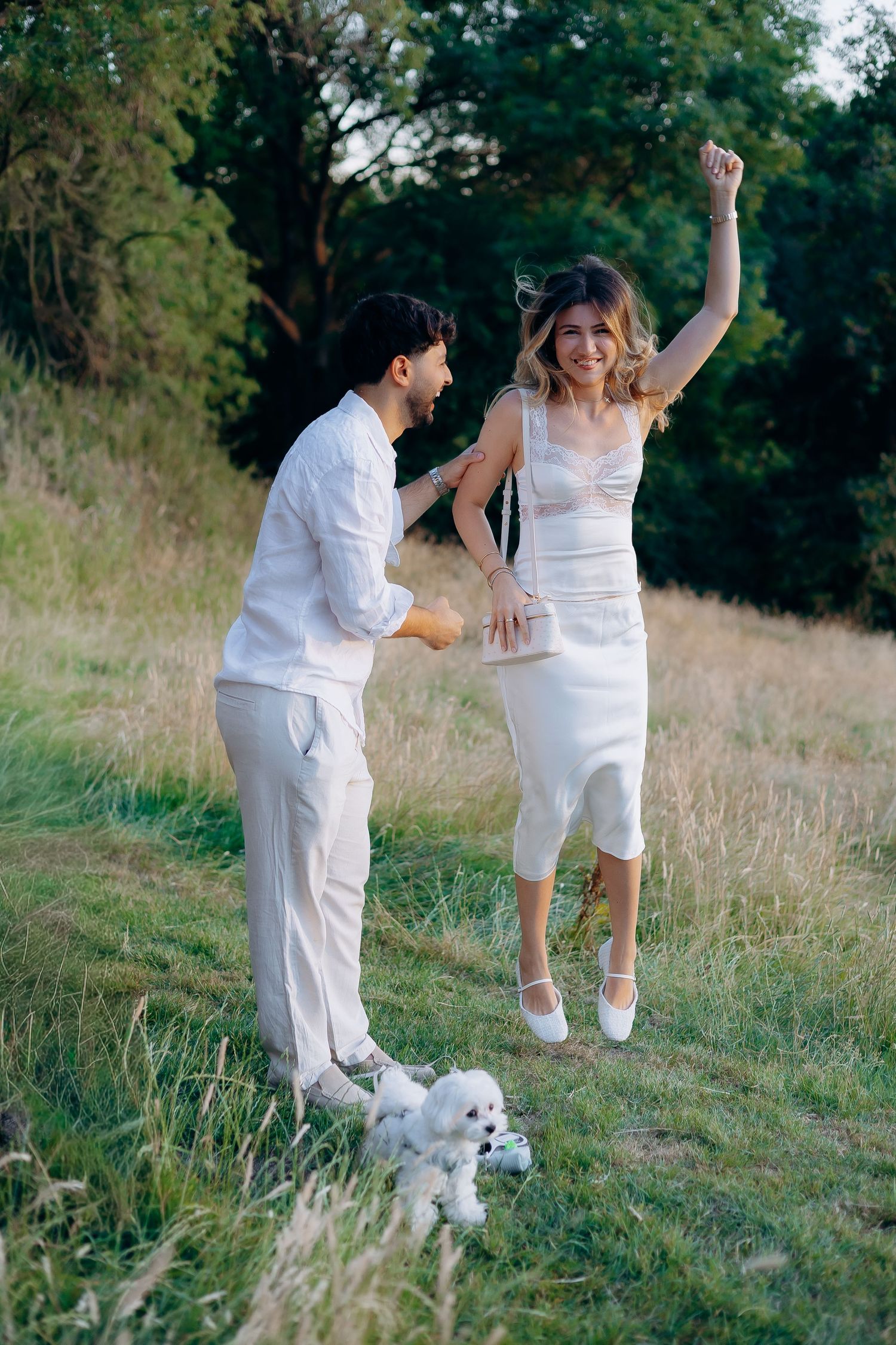 Countryside proposal at a beautiful Cotswolds venue.