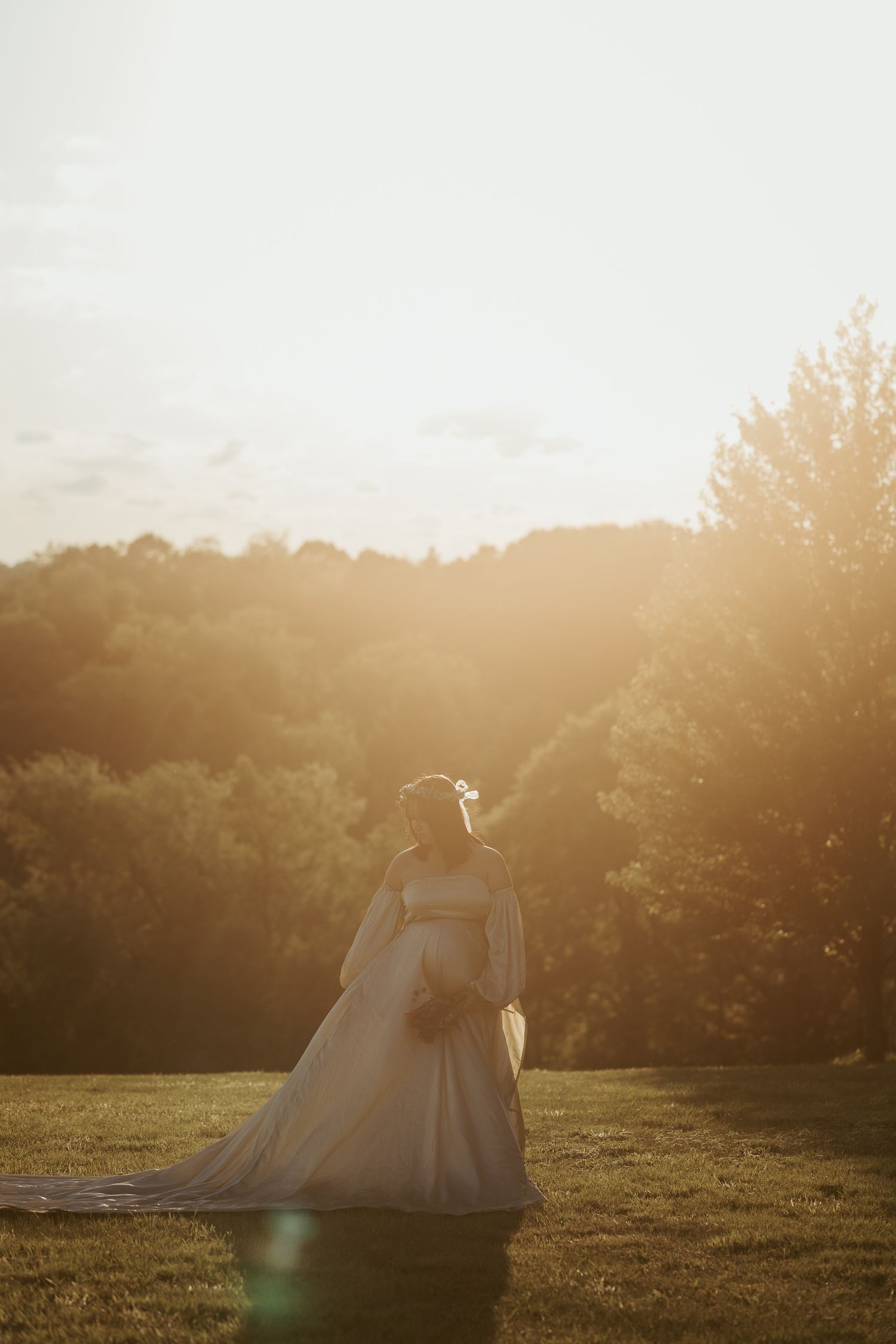 maternity photo by ash coniglio photography, pittsburgh pennsylvania