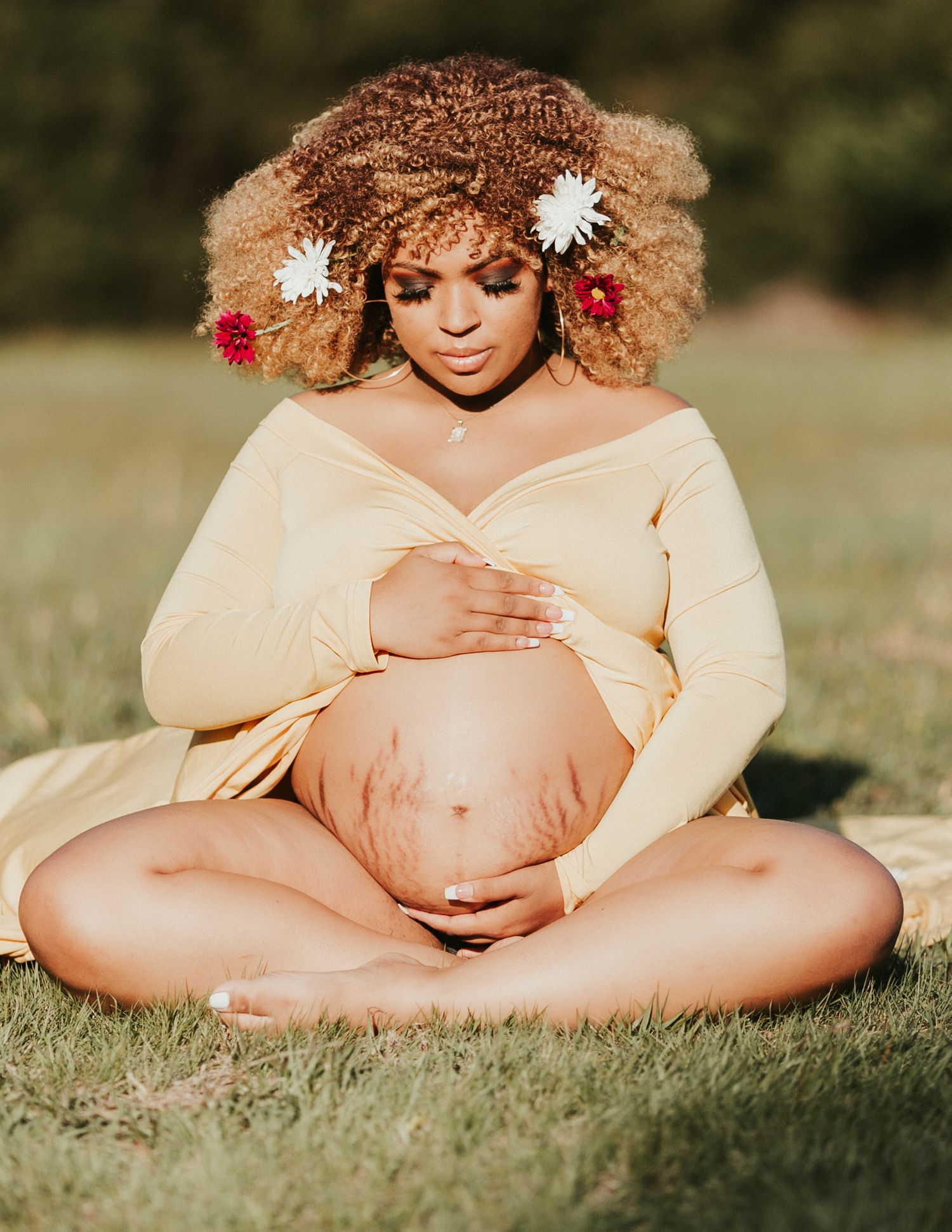 maternity photo by ash coniglio photography, pittsburgh pennsylvania