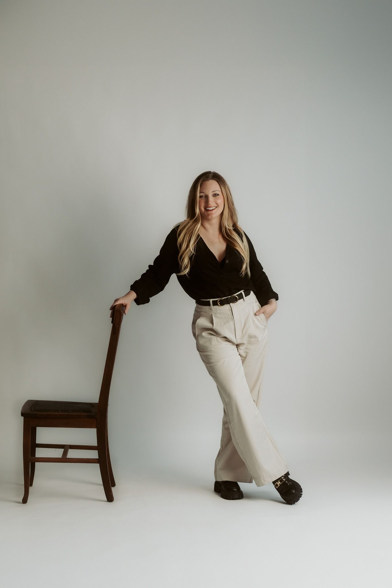 professional headshot of ash coniglio photography, pittsburgh pennsylvania