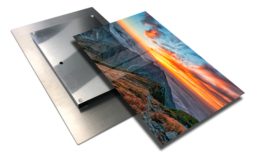 A metal print that jessie is showcasing in her store.