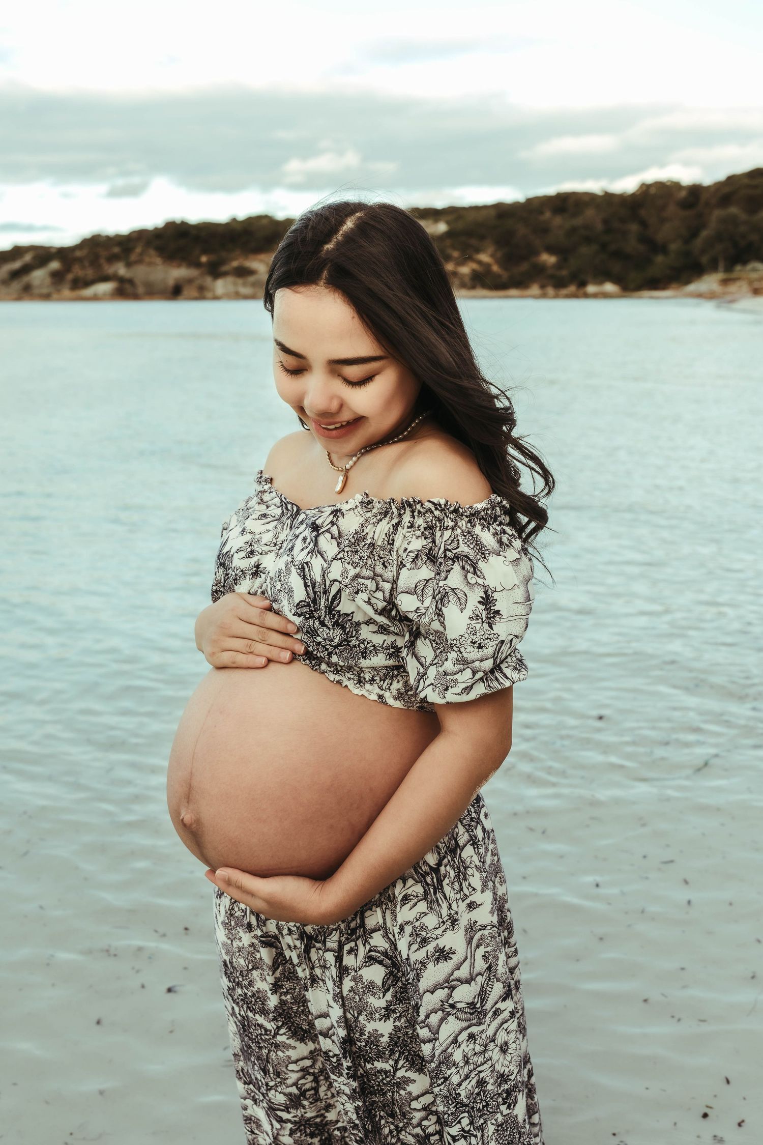 maternity picture beach