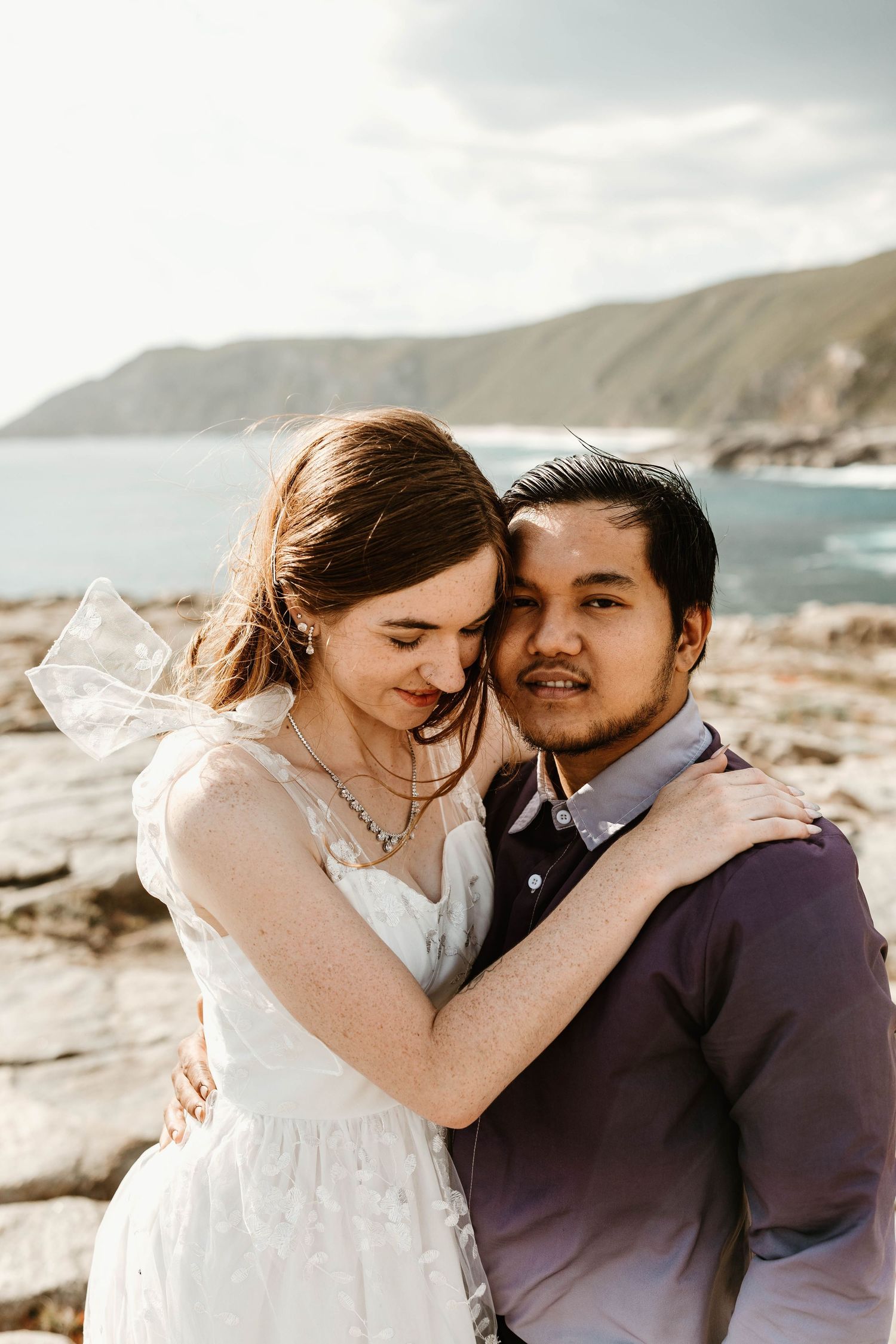 sunny cliff side wedding