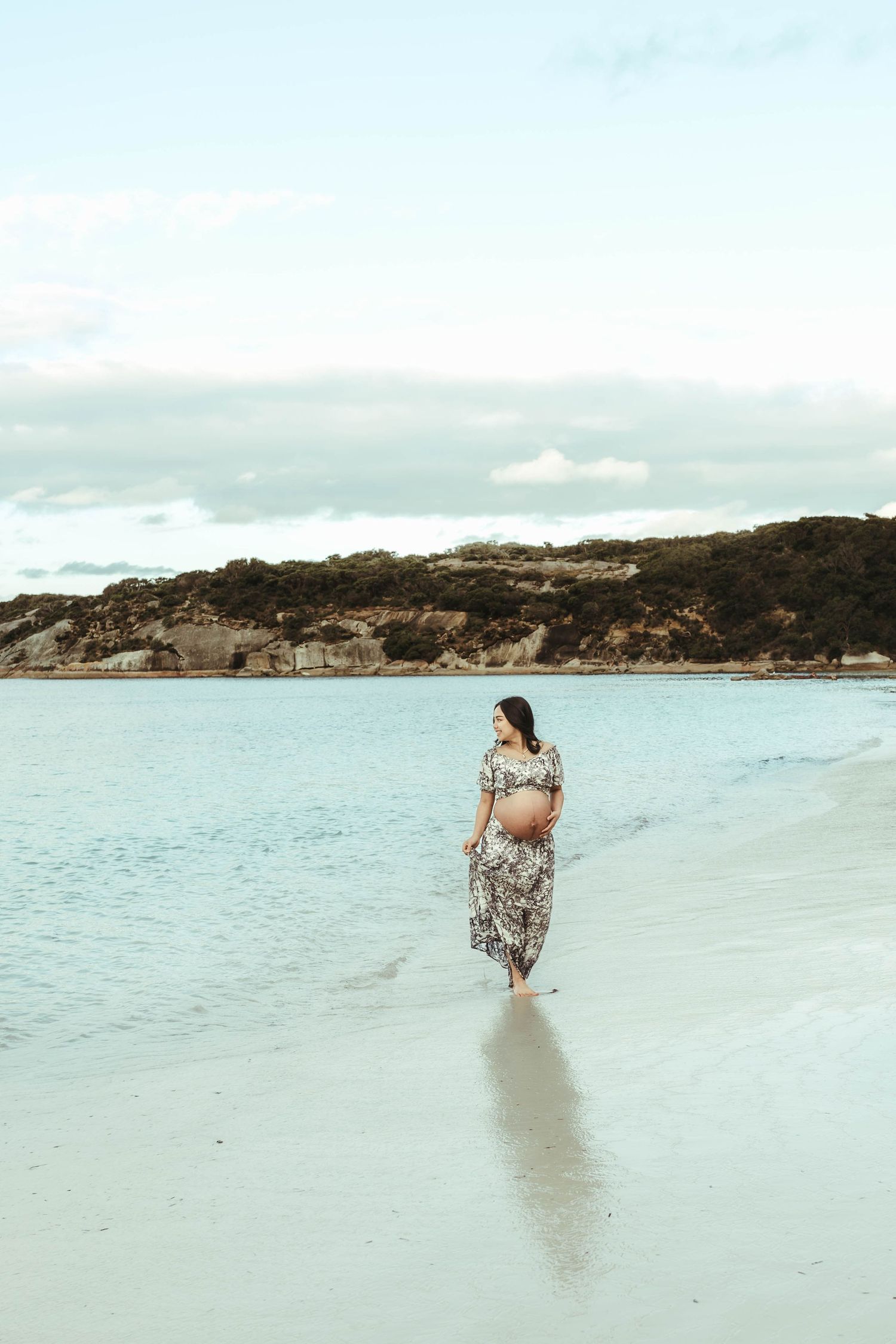 maternity picture beach