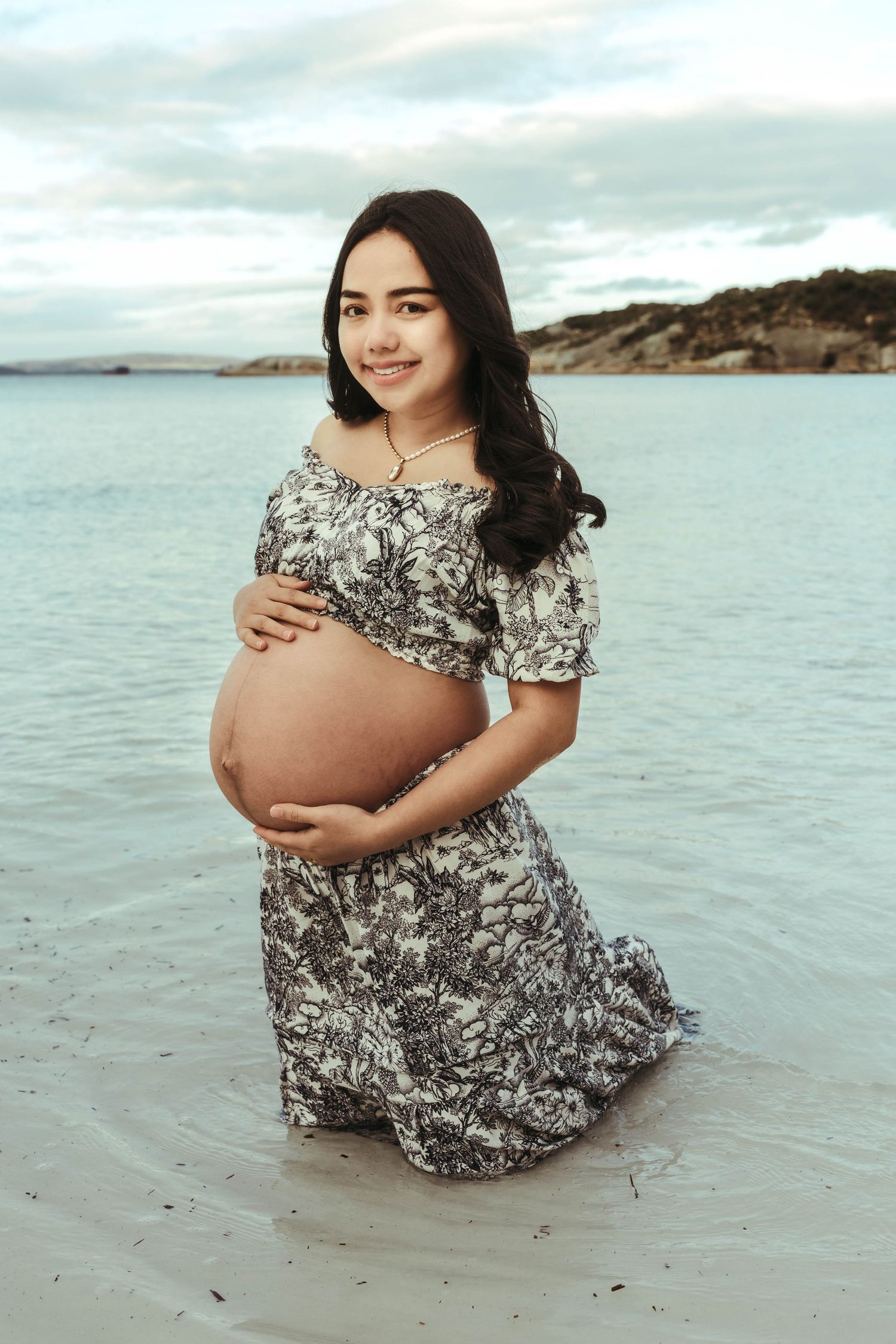maternity picture beach