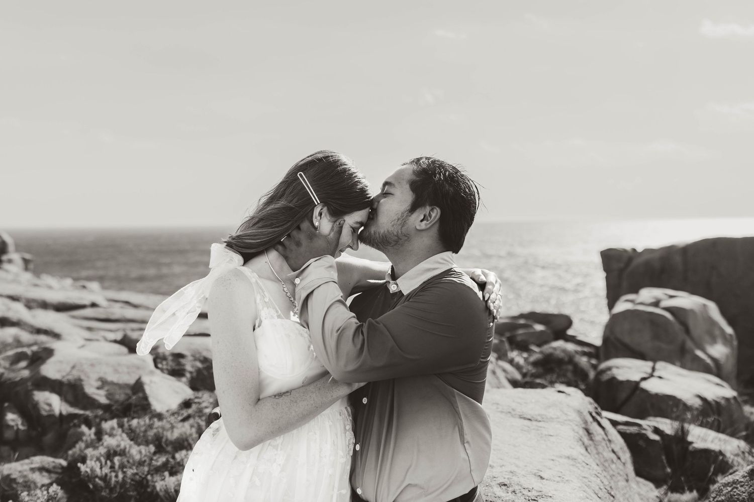 sunny cliff side wedding