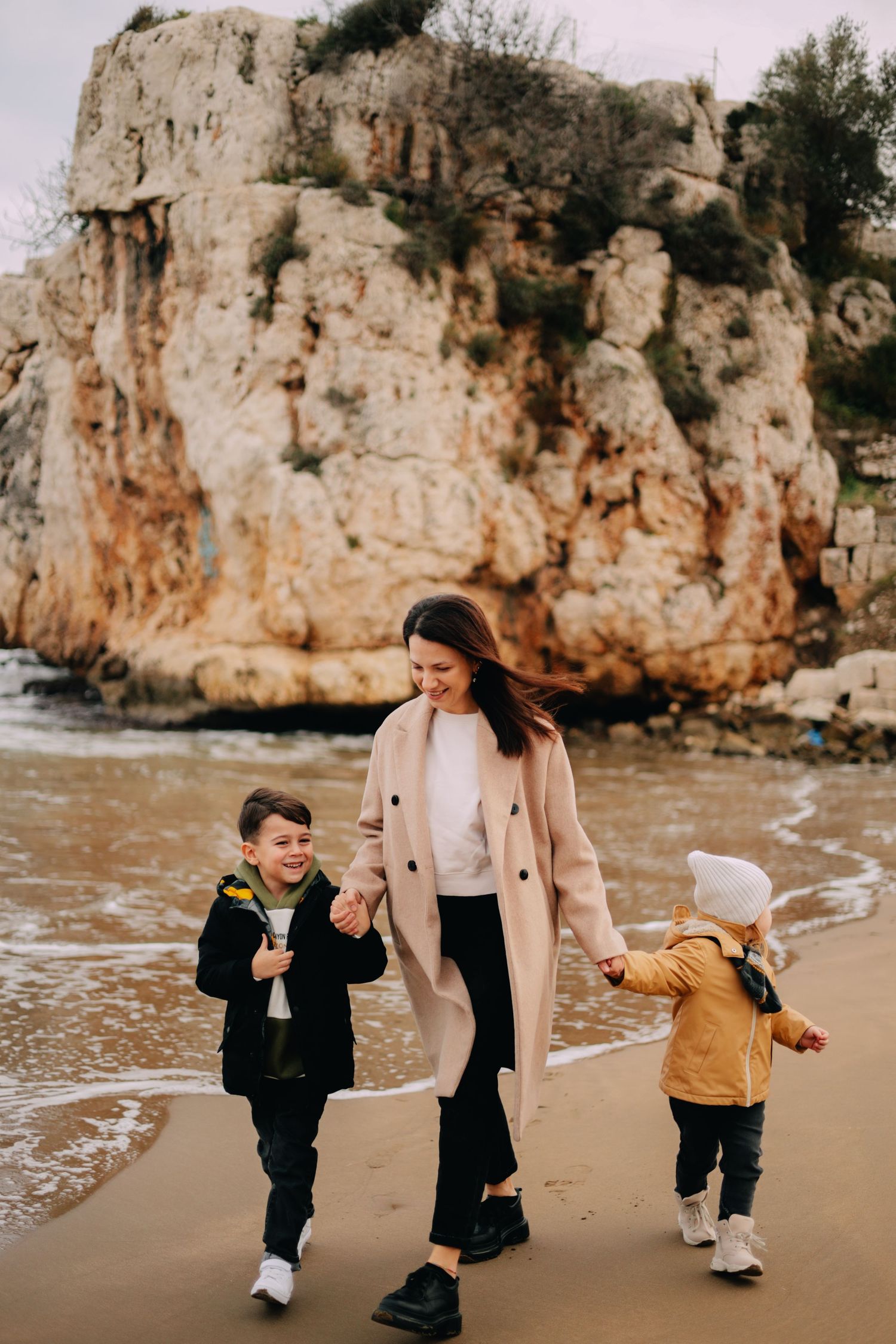 Lifestyle family session near San Francisco