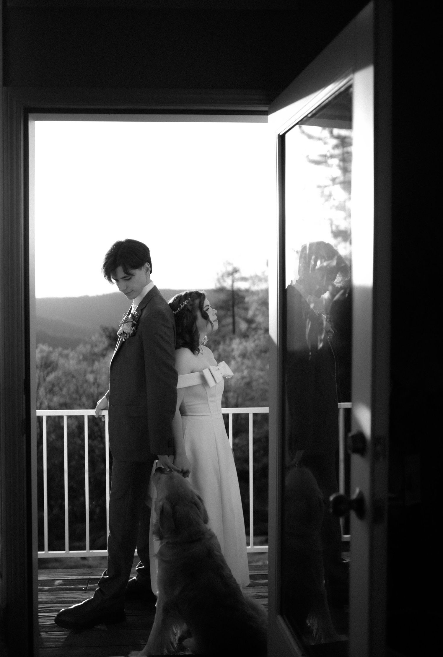 wedding
Outdoor wedding portraits with natural light
