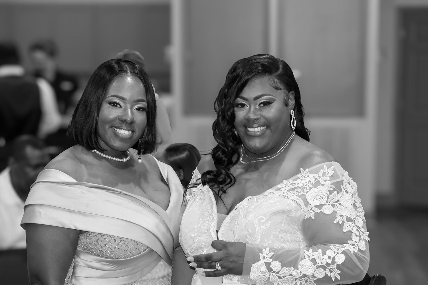 Wedding portrait bridesmaids