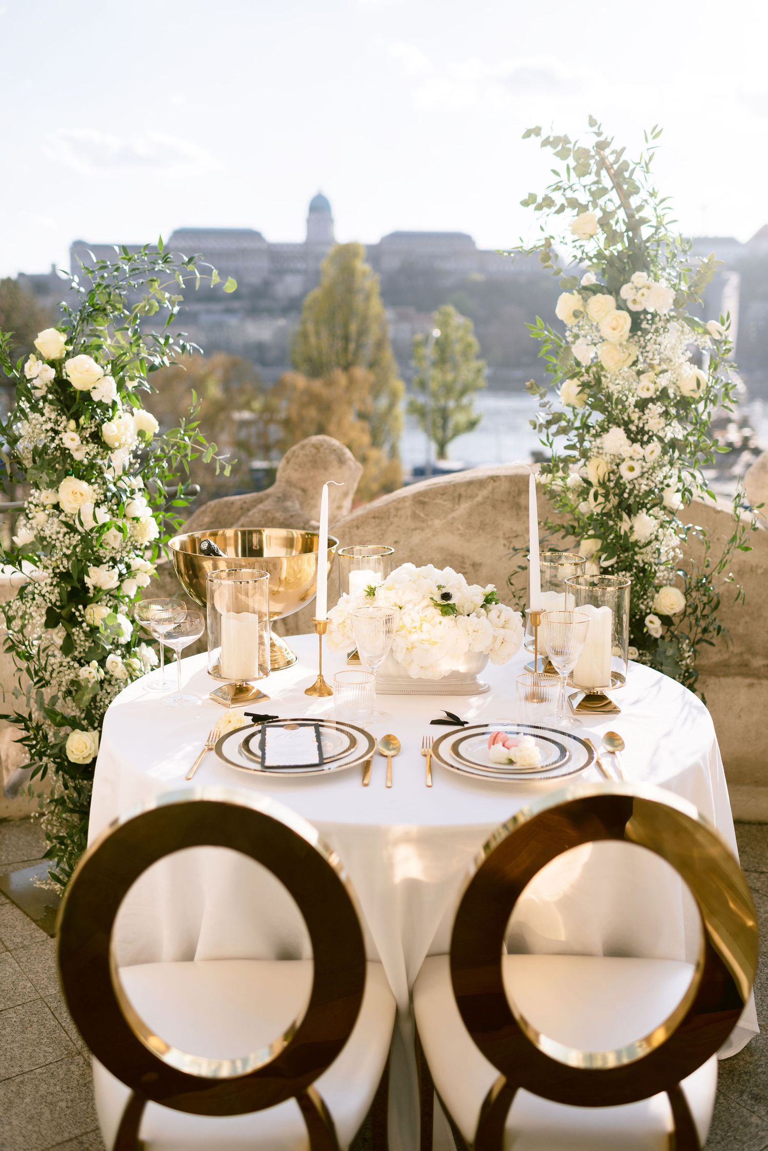 vienna-garden-wedding-decor-tablescape.jpg