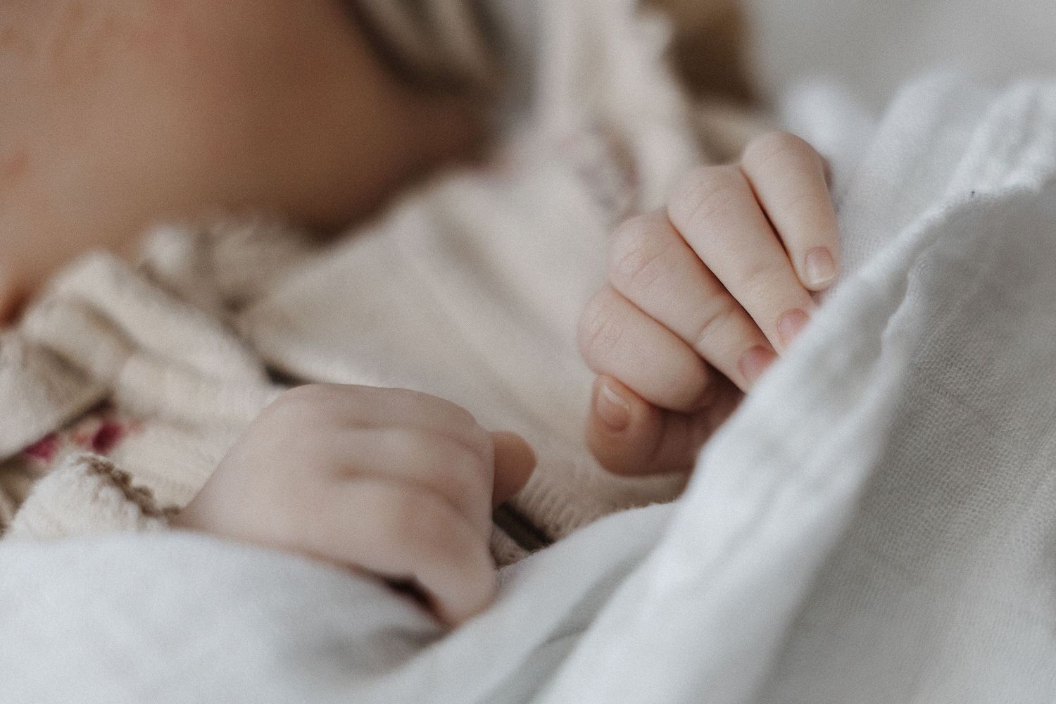 Baby fingers in Canberra newborn photography studio