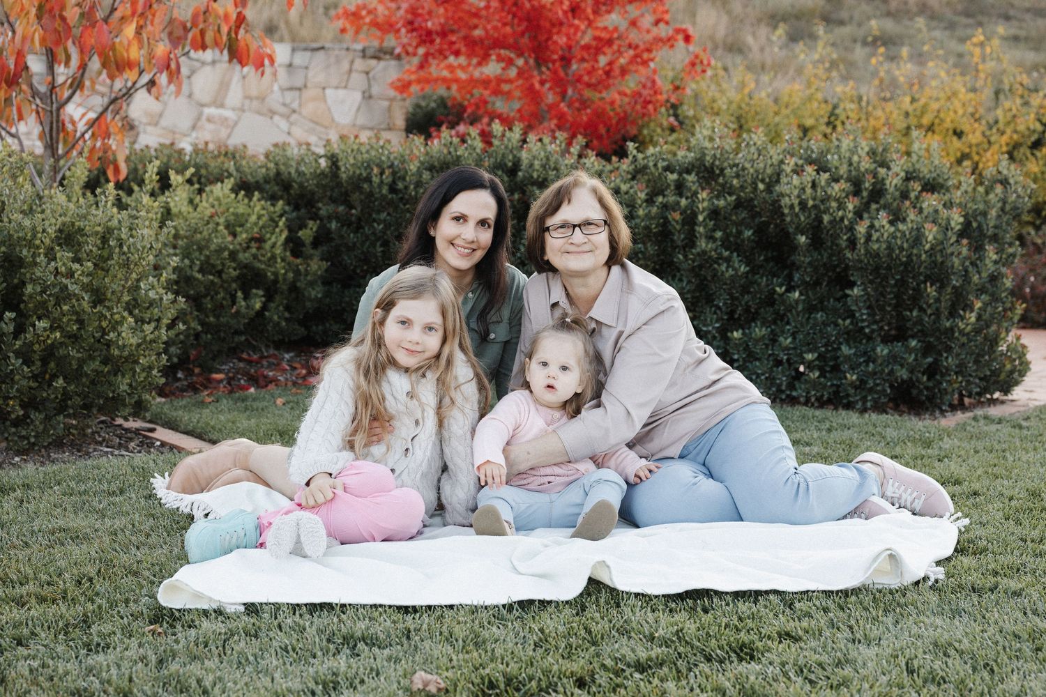 Intergenerational family photoshoot at Canberra Arboretum