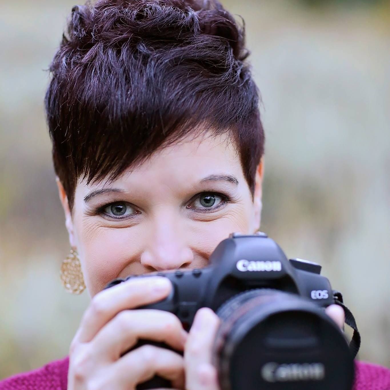 Series of close-up shots showing someone holding a Canon camera.
