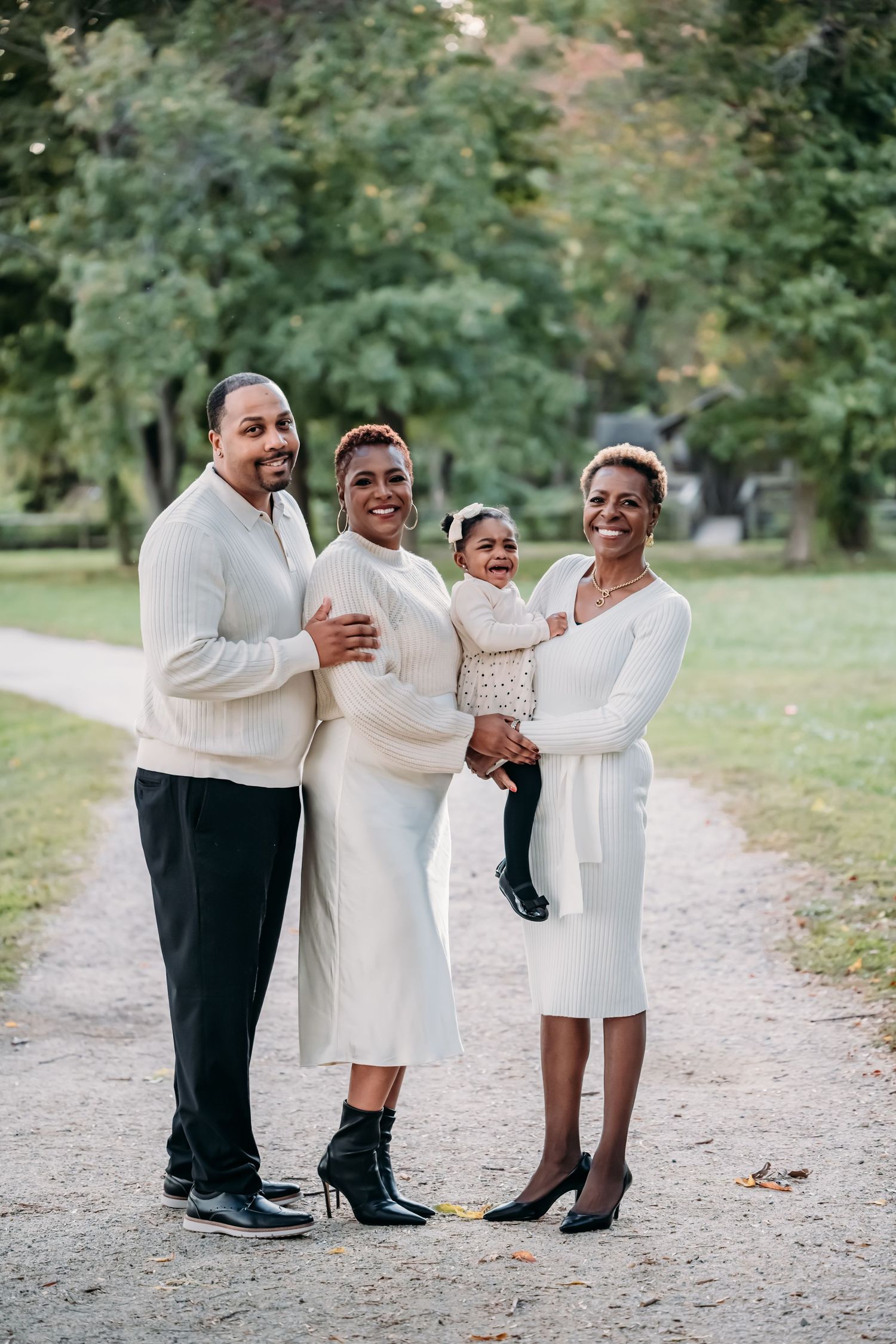 Extended family and lifestyle outdoor sessions in DFW, TX