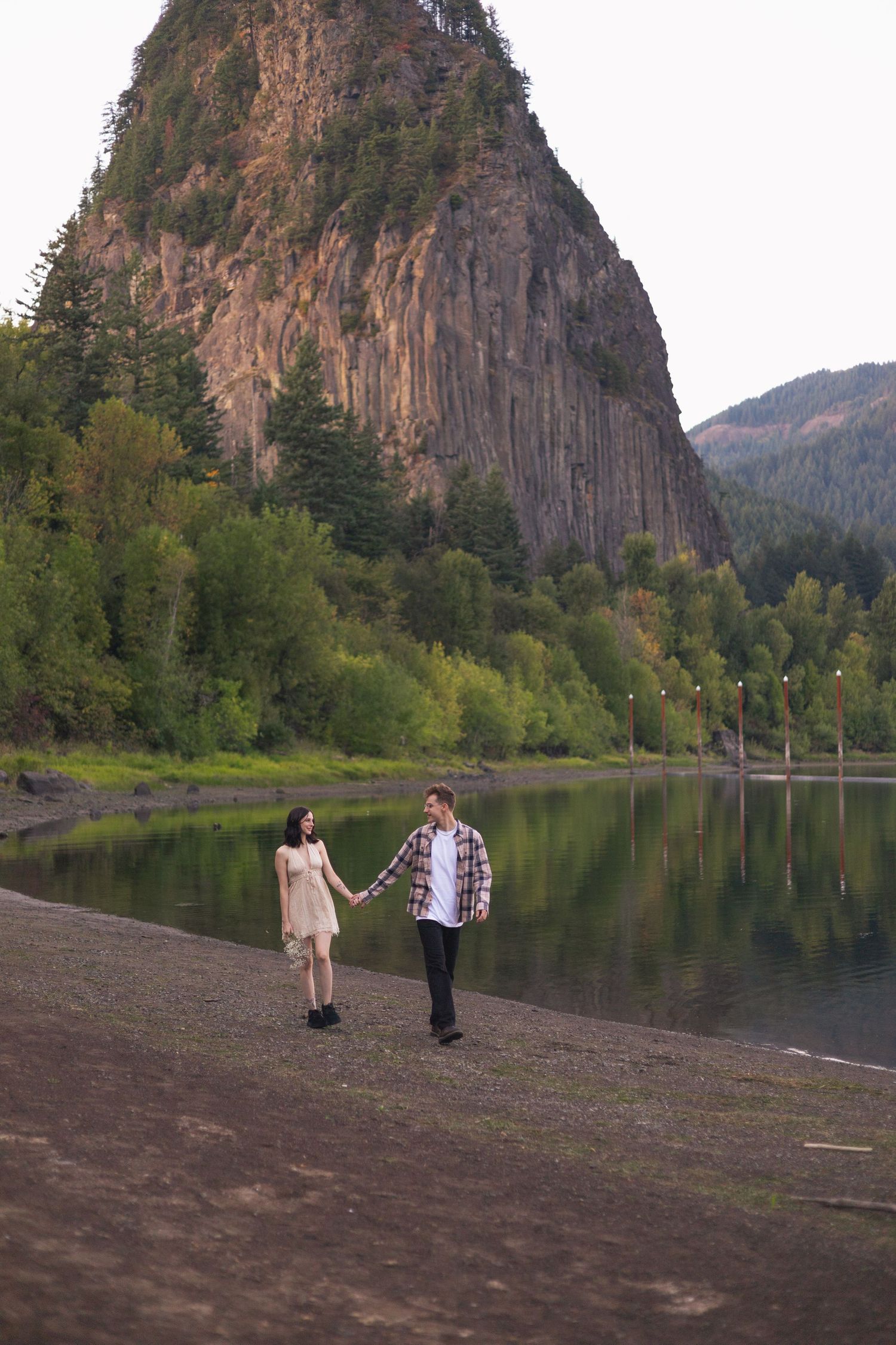 Couples Session in the Columbia river gorge