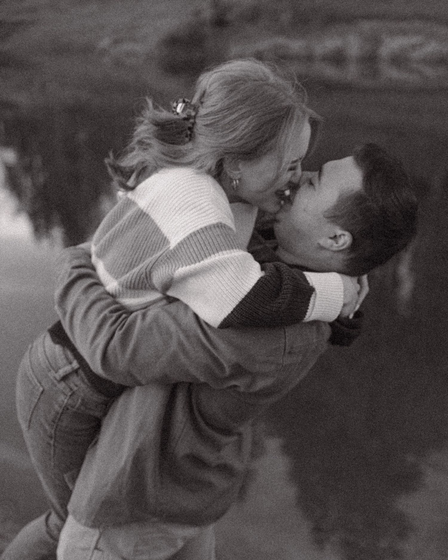 Couples session photo near a river in Idaho