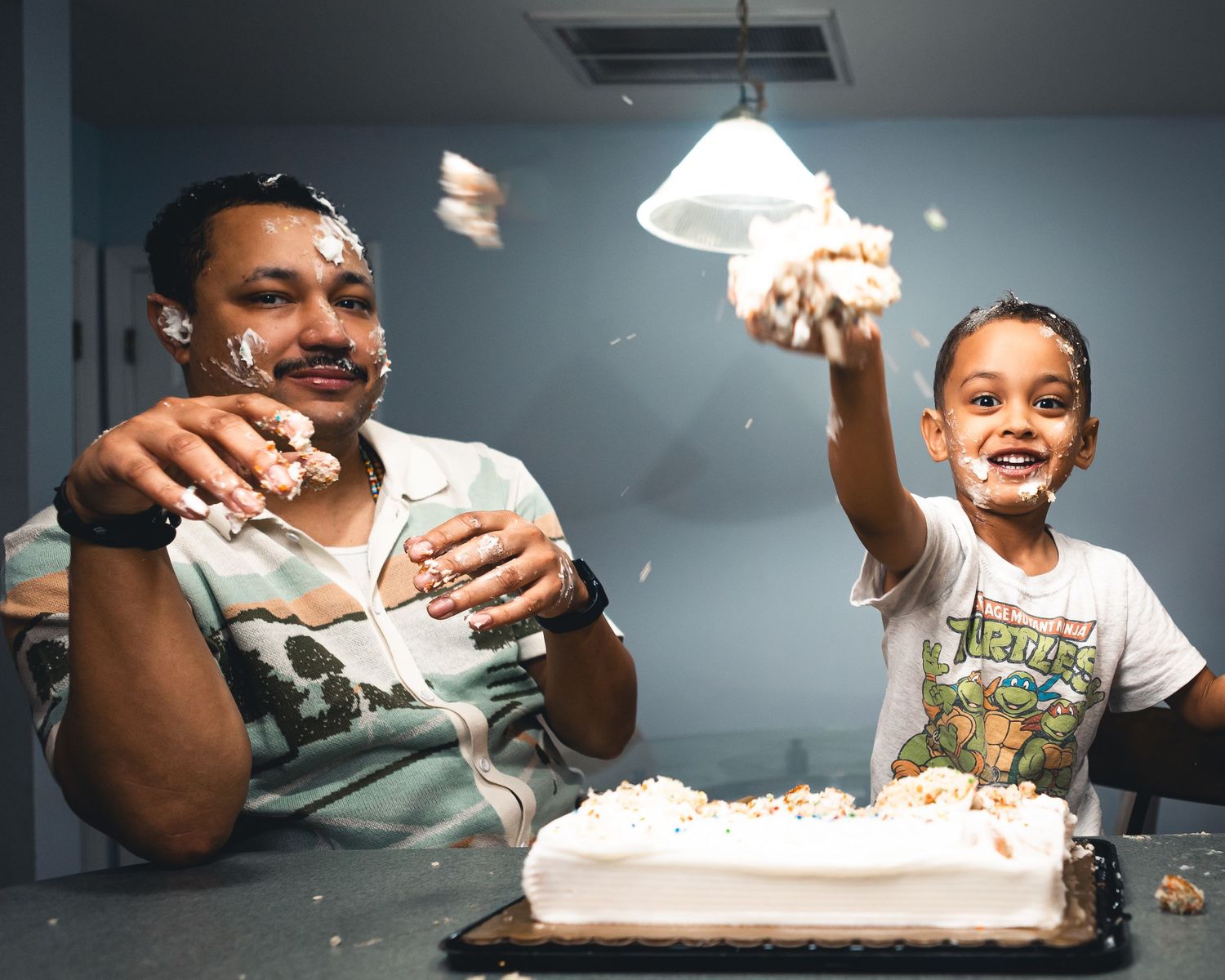 Savannah portrait photographer David Monroe —Time-lapse sequence of someone enjoying a cake smash from different angles.
