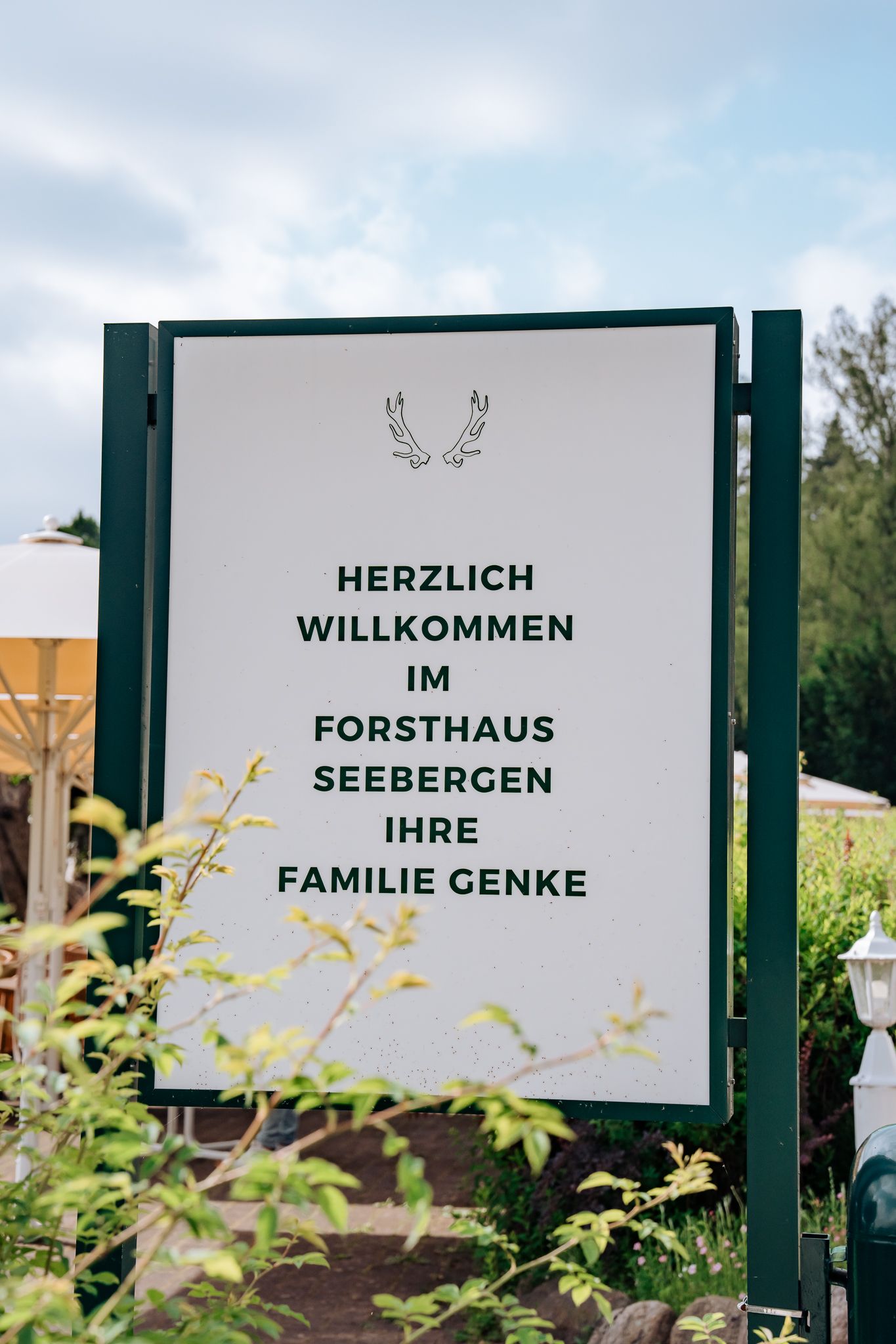 Willkommensschild Forsthaus Seebergen am Lütjensee