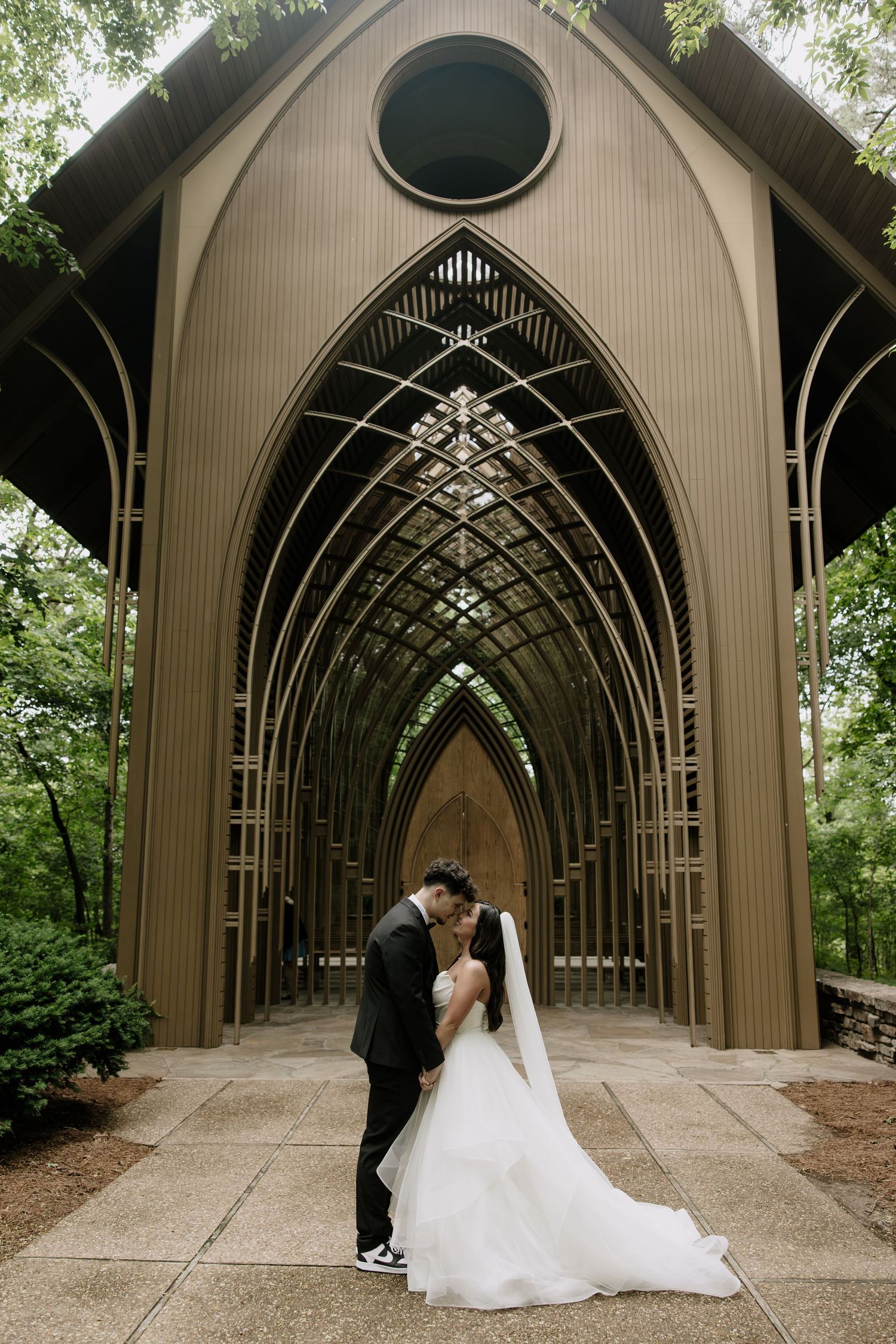How to plan your wedding day at Mildred B Cooper Chapel, Arkansas Wedding Venue, Arkansas Elopement Photographer, Arkansas Wedding