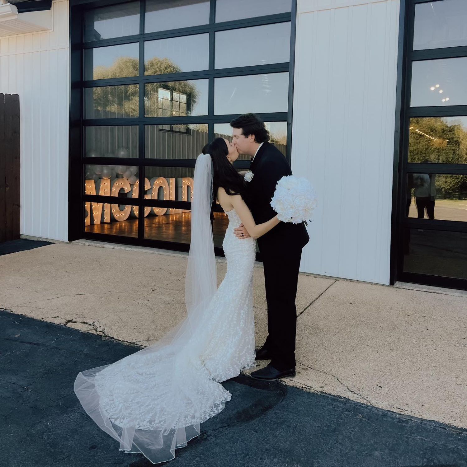 Springfield Missouri Wedding Videographer, Missouri Wedding Videographer, Branson Wedding Videographer, Branson Wedding Photographer