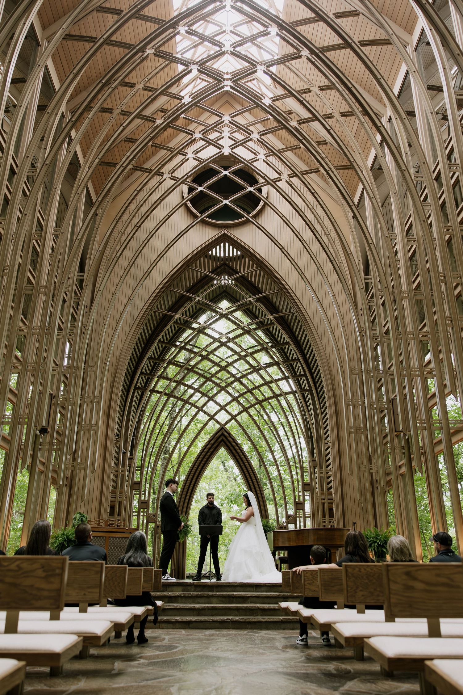 How to plan your wedding day at Mildred B Cooper Chapel, Arkansas Wedding Venue, Arkansas Elopement Photographer, Arkansas Wedding