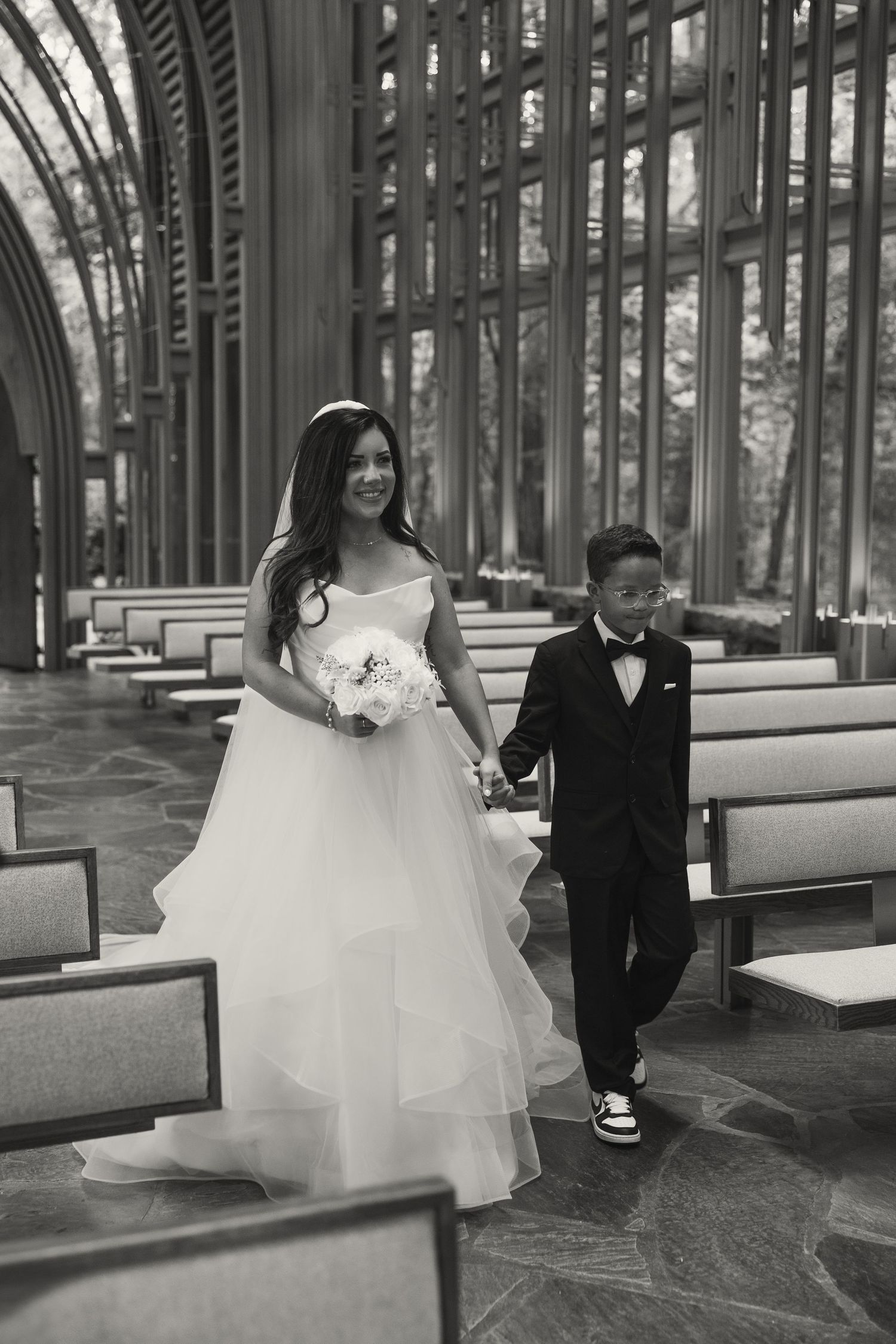 How to plan your wedding day at Mildred B Cooper Chapel, Arkansas Wedding Venue, Arkansas Elopement Photographer, Arkansas Wedding