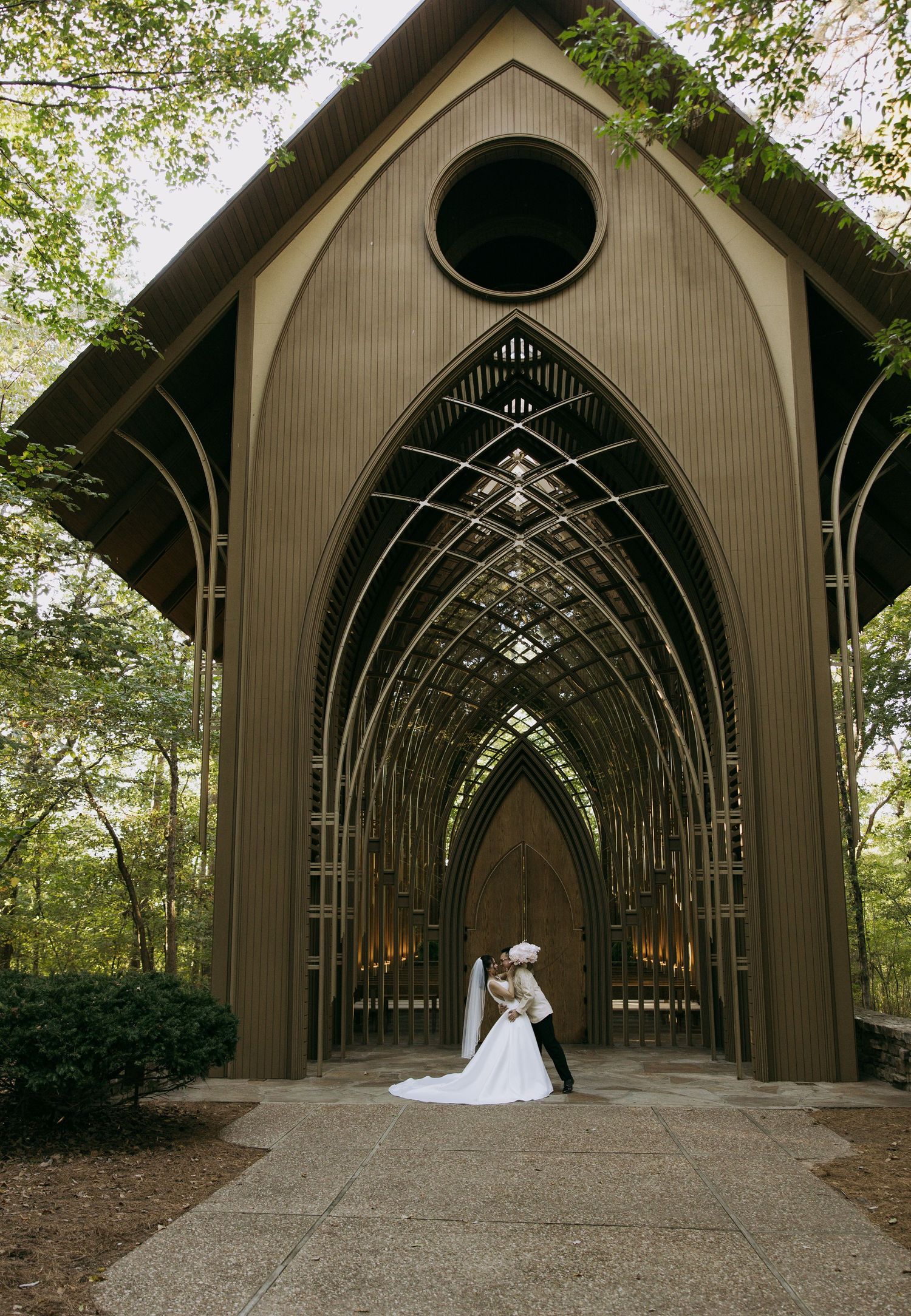 How to plan your wedding day at Mildred B Cooper Chapel, Arkansas Wedding Venue, Arkansas Elopement Photographer, Arkansas Wedding